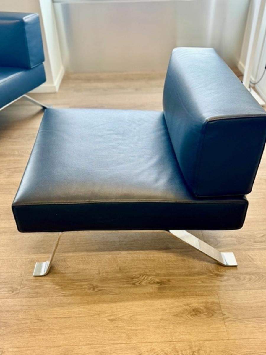 Charlotte Perriand pour Cassina : paire de fauteuils en vente 2