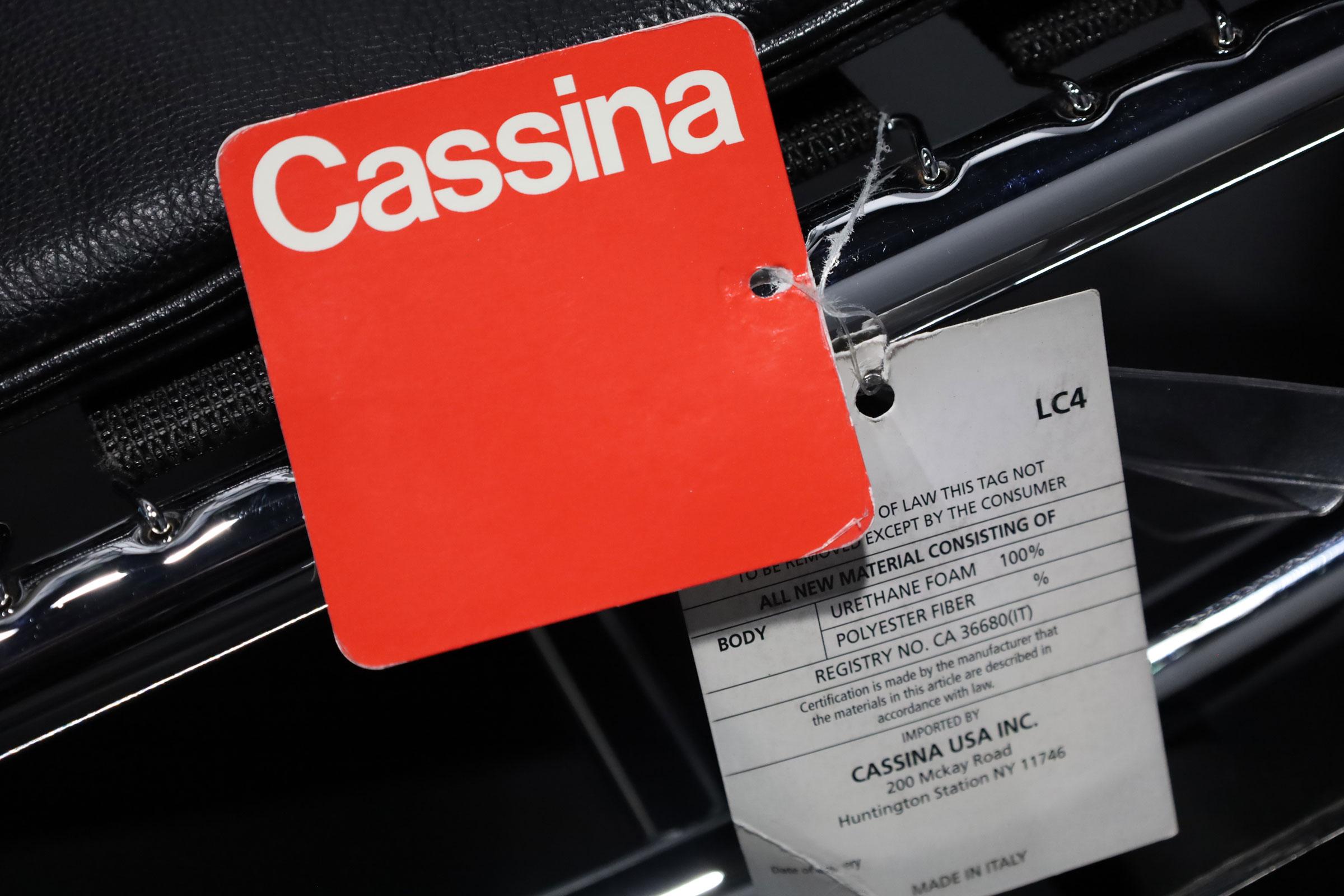 Chaiselongue LC4 von Cassina aus schwarzem Leder, Charlotte Perriand für LeCorbusier im Zustand „Gut“ im Angebot in Dallas, TX