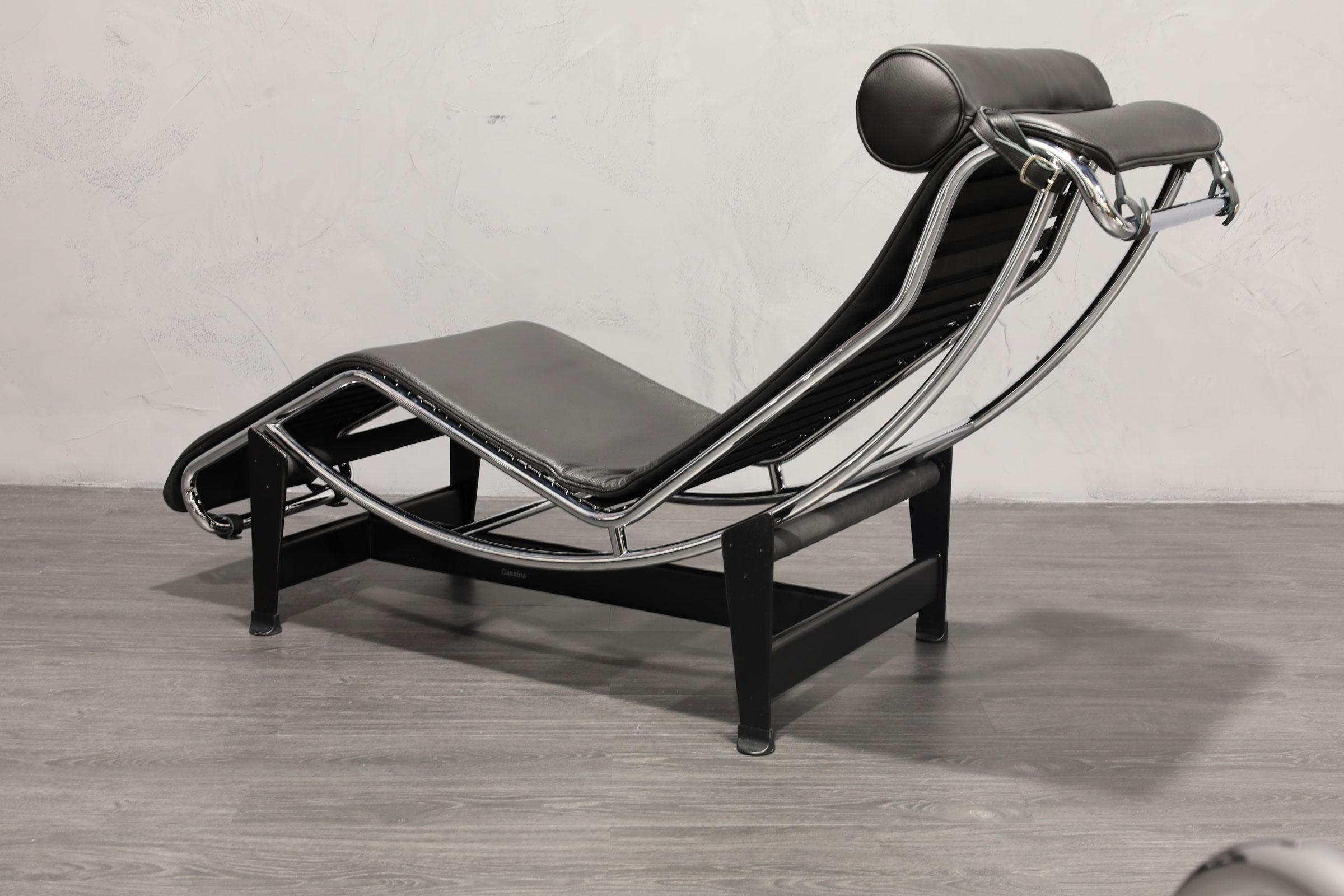 Italian Charlotte Perriand for LeCorbusier LC4 Chaise Lounge by Cassina in Black Leather For Sale