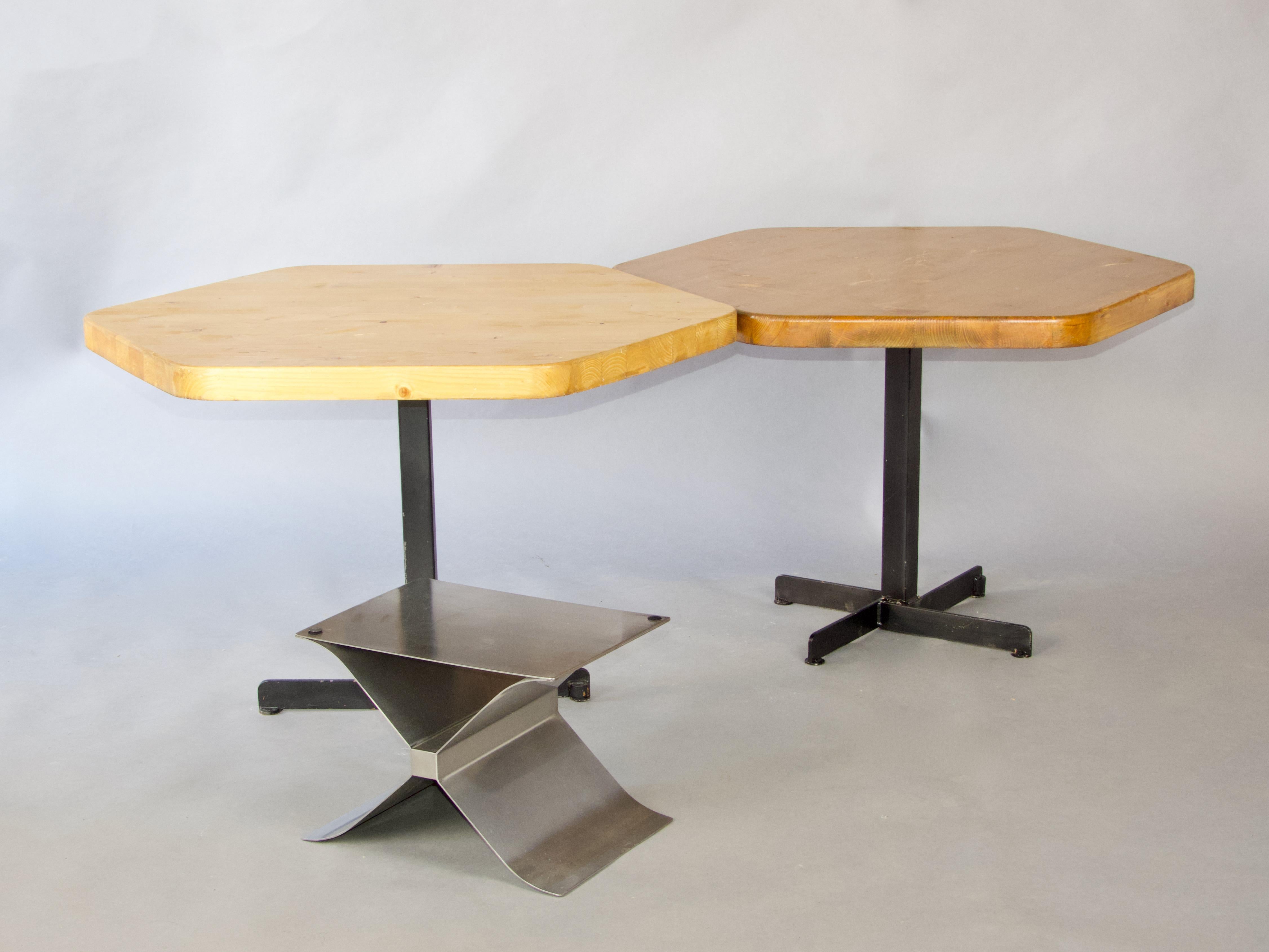 Table de salle à manger Charlotte Perriand pour les Arcs Bon état - En vente à grand Lancy, CH