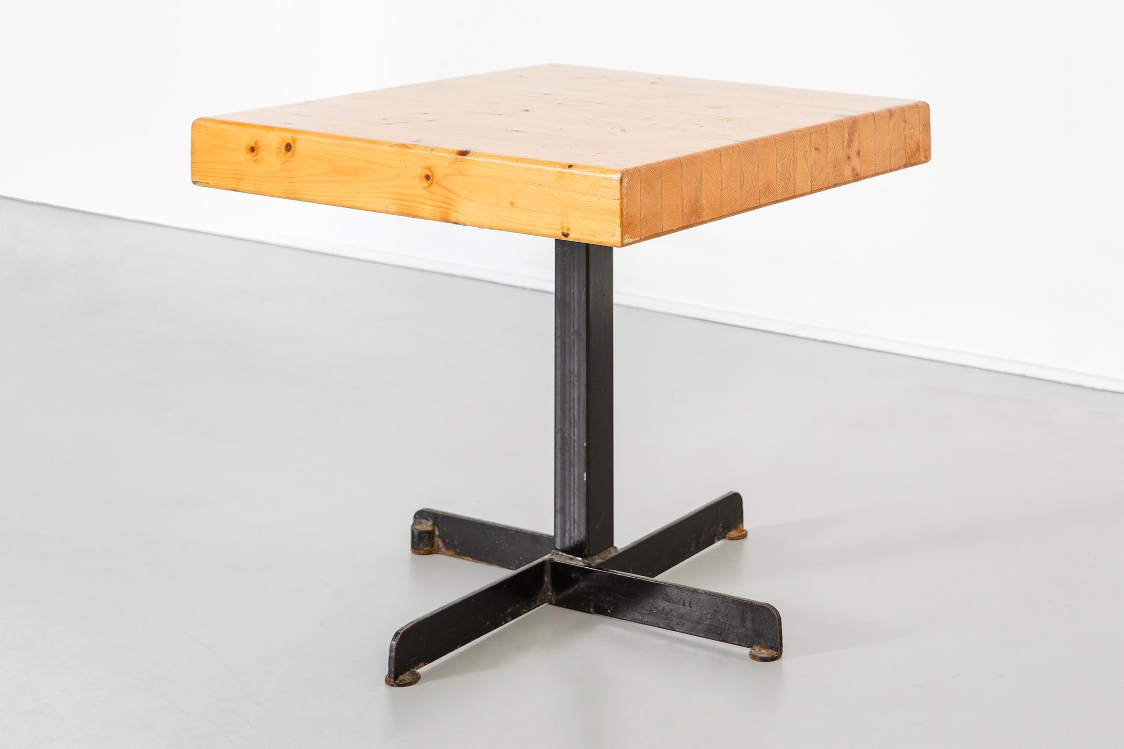 Charlotte Perriand for Les Arcs Mid-Century Modern Adjustable Square Table In Excellent Condition For Sale In Chicago, IL