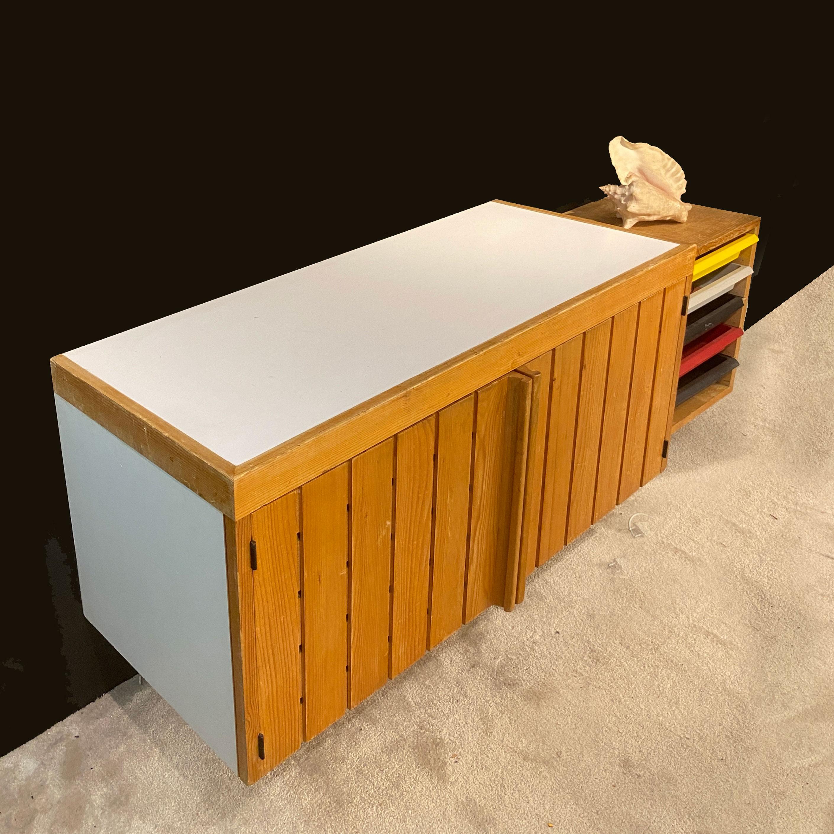 XX secolo Charlotte Perriand in vendita