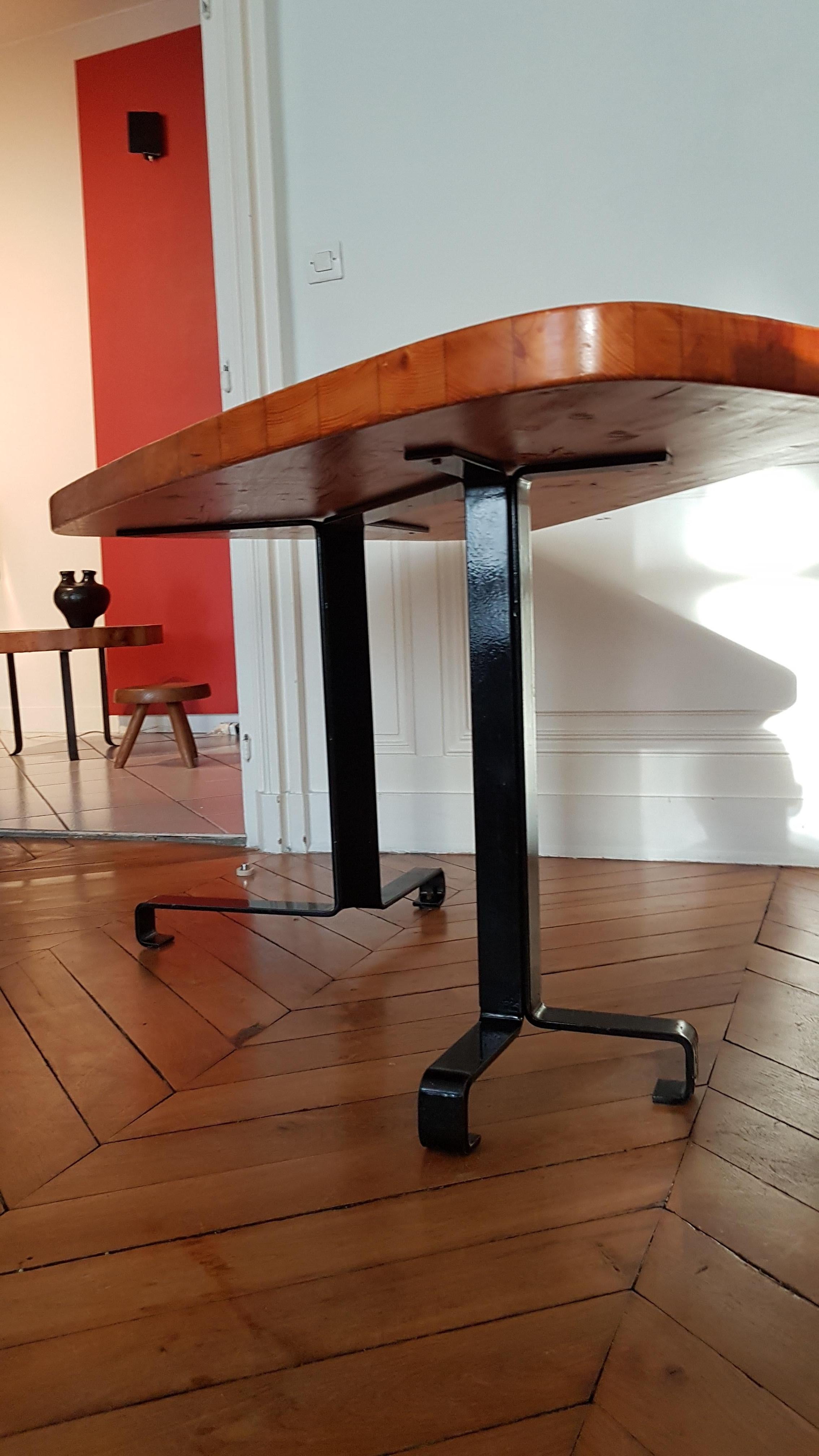 Mid-Century Modern Charlotte Perriand Freeform Table in Pinewood from 1960 For Sale