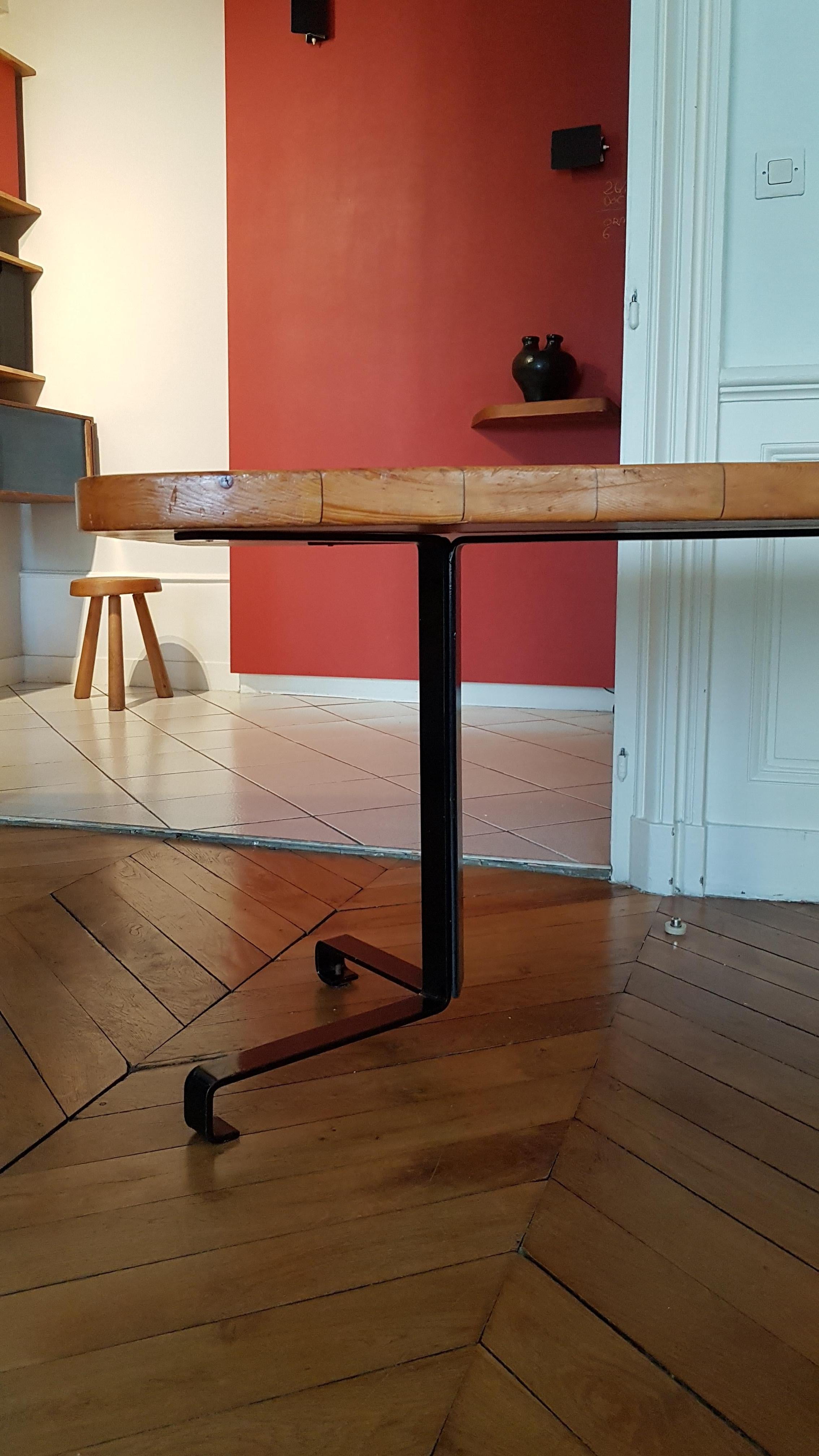 French Charlotte Perriand Freeform Table in Pinewood from 1960 For Sale