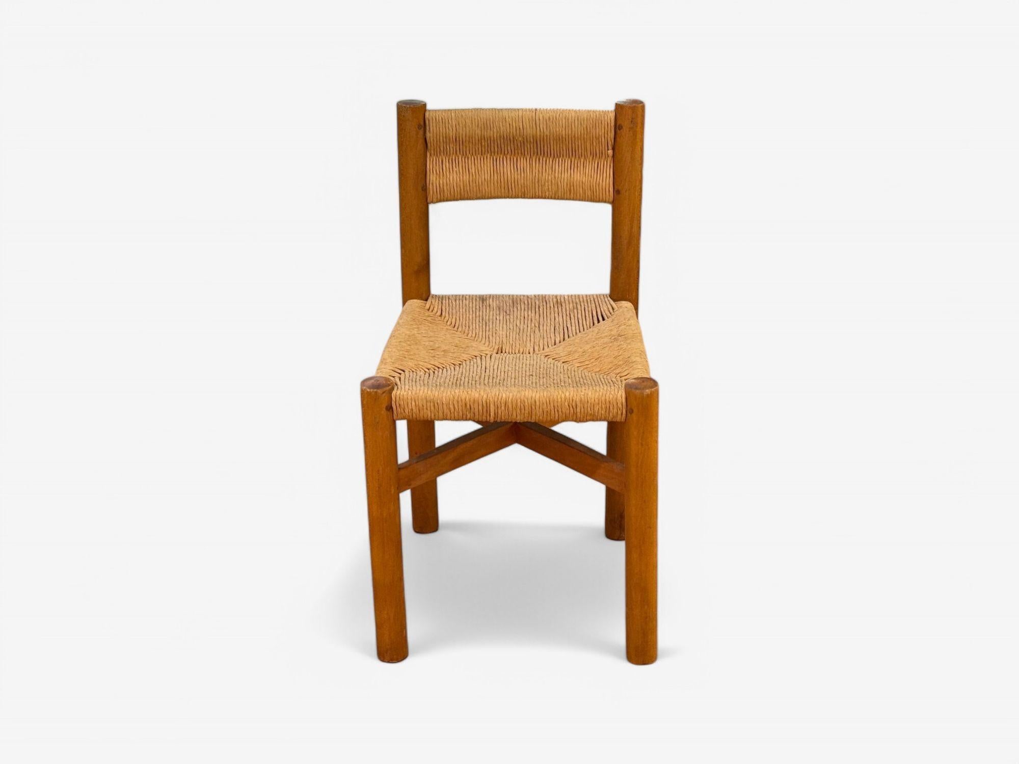 Paille Charlotte Perriand, Française du milieu du siècle, Chaises Meribel à dossier de paille c. 1946 en vente