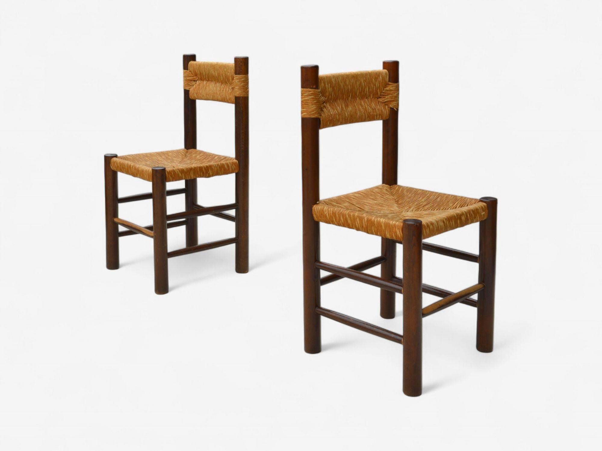 Charlotte Perriand, Moderno francese, paglia, legno, sei sedie da pranzo, Francia, anni '60

Set di sei sedie da pranzo da collezione di Charlotte Perriand per Robert Sentou in paglia e legno. Prodotto in Francia nel 1964 circa. Queste sedie da