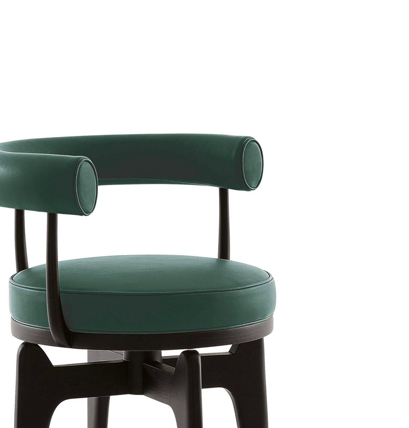 Charlotte Perriand Indochine Stuhl für Cassina (Moderne der Mitte des Jahrhunderts) im Angebot
