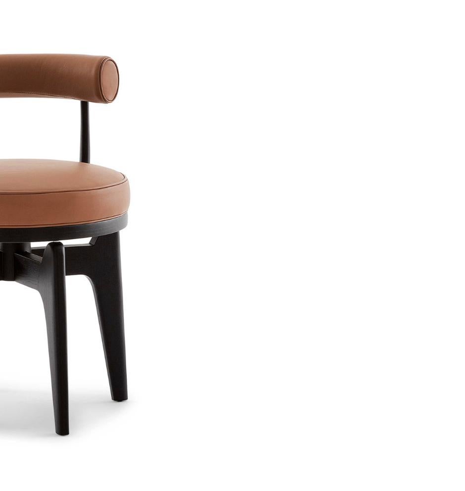 Noyer Charlotte Perriand Chaise Indochine pour Cassina en vente