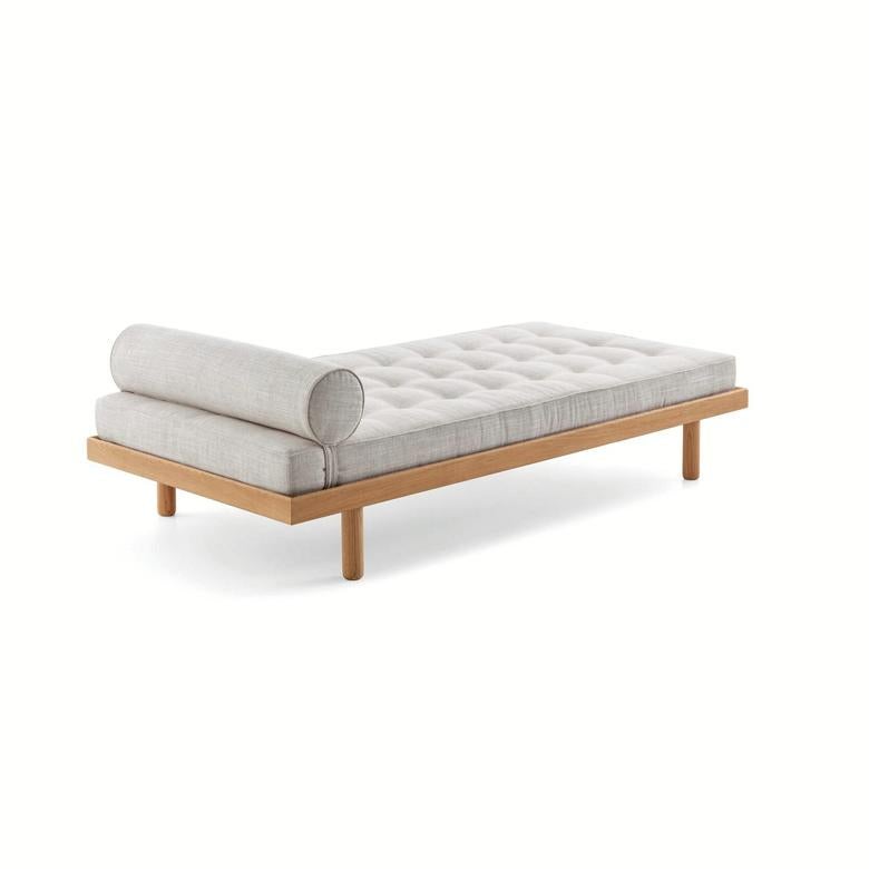 Charlotte Perriand LC35 Maison Du Brésil Daybed by Cassina In New Condition For Sale In Barcelona, Barcelona