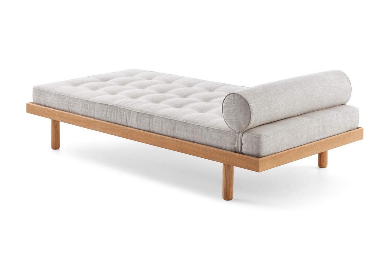 Charlotte Perriand LC35 Maison Du Brésil Tagesbett von Cassina im Angebot 1