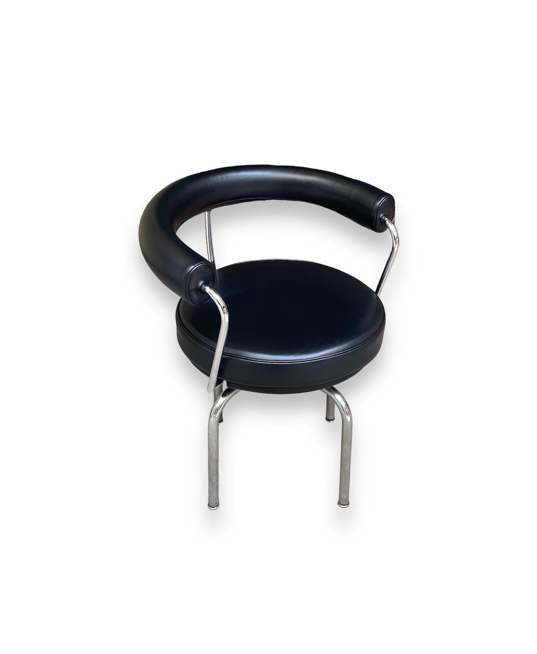 Charlotte Perriand Black Swivel Chair Cassina Edition  7
