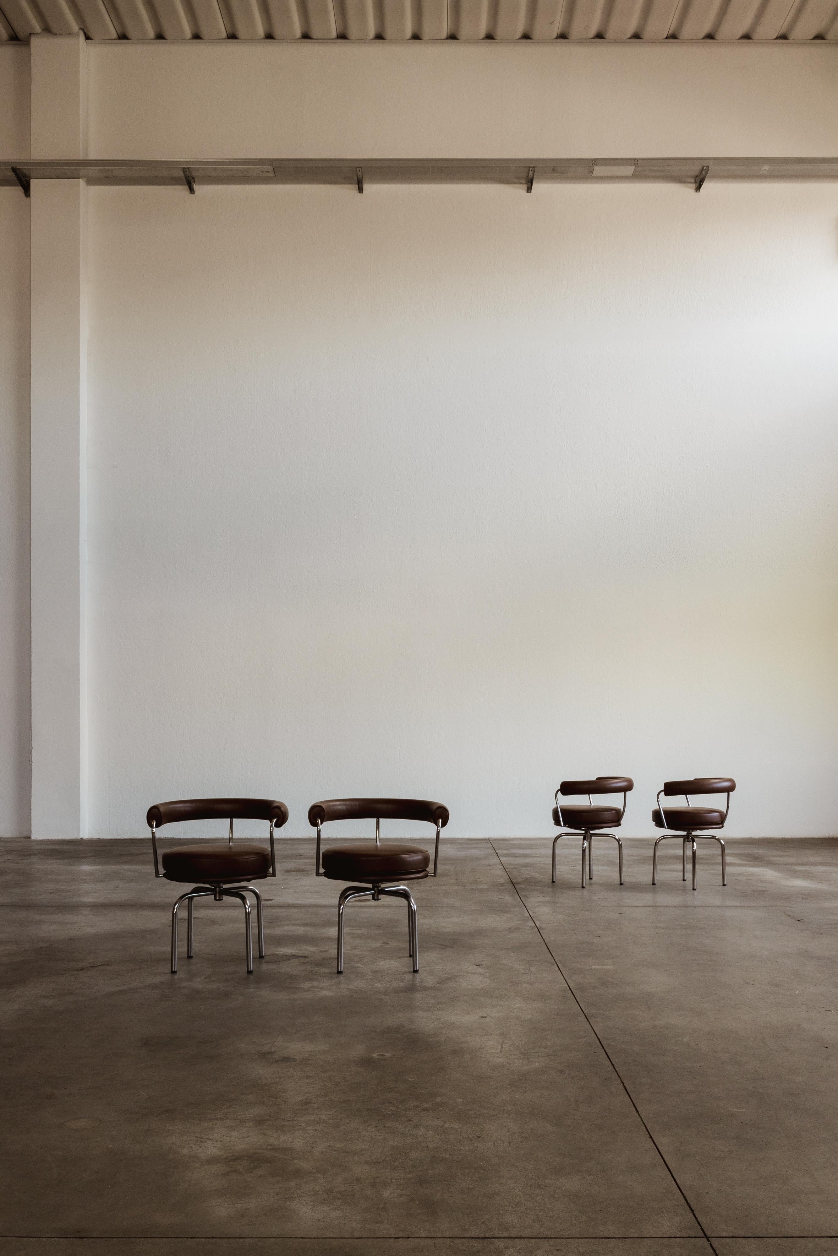 Fine XX secolo Charlotte Perriand “LC7” Dining Chairs for Cassina, 1927, Set of 4 in vendita