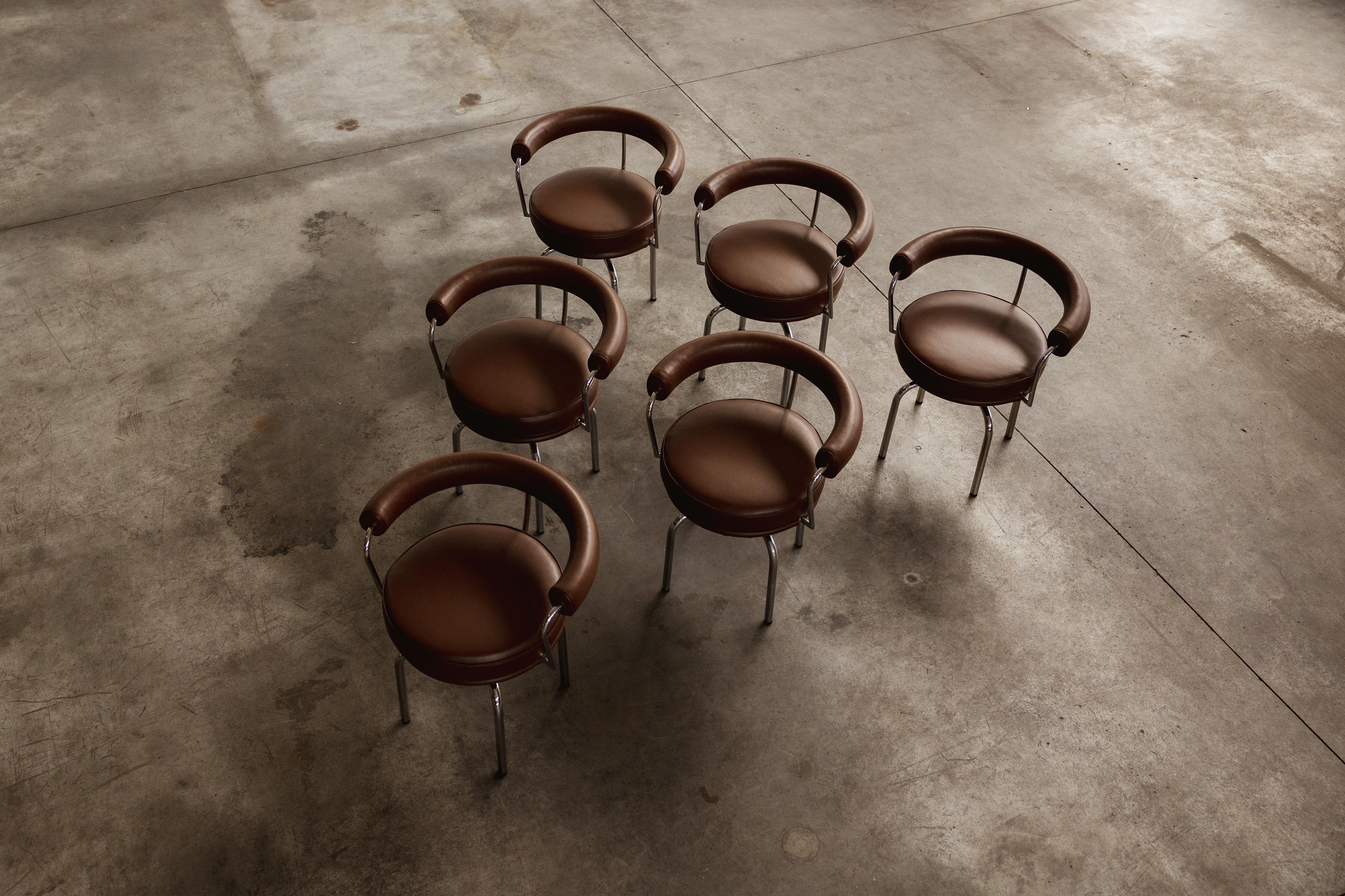 Acciaio Charlotte Perriand 