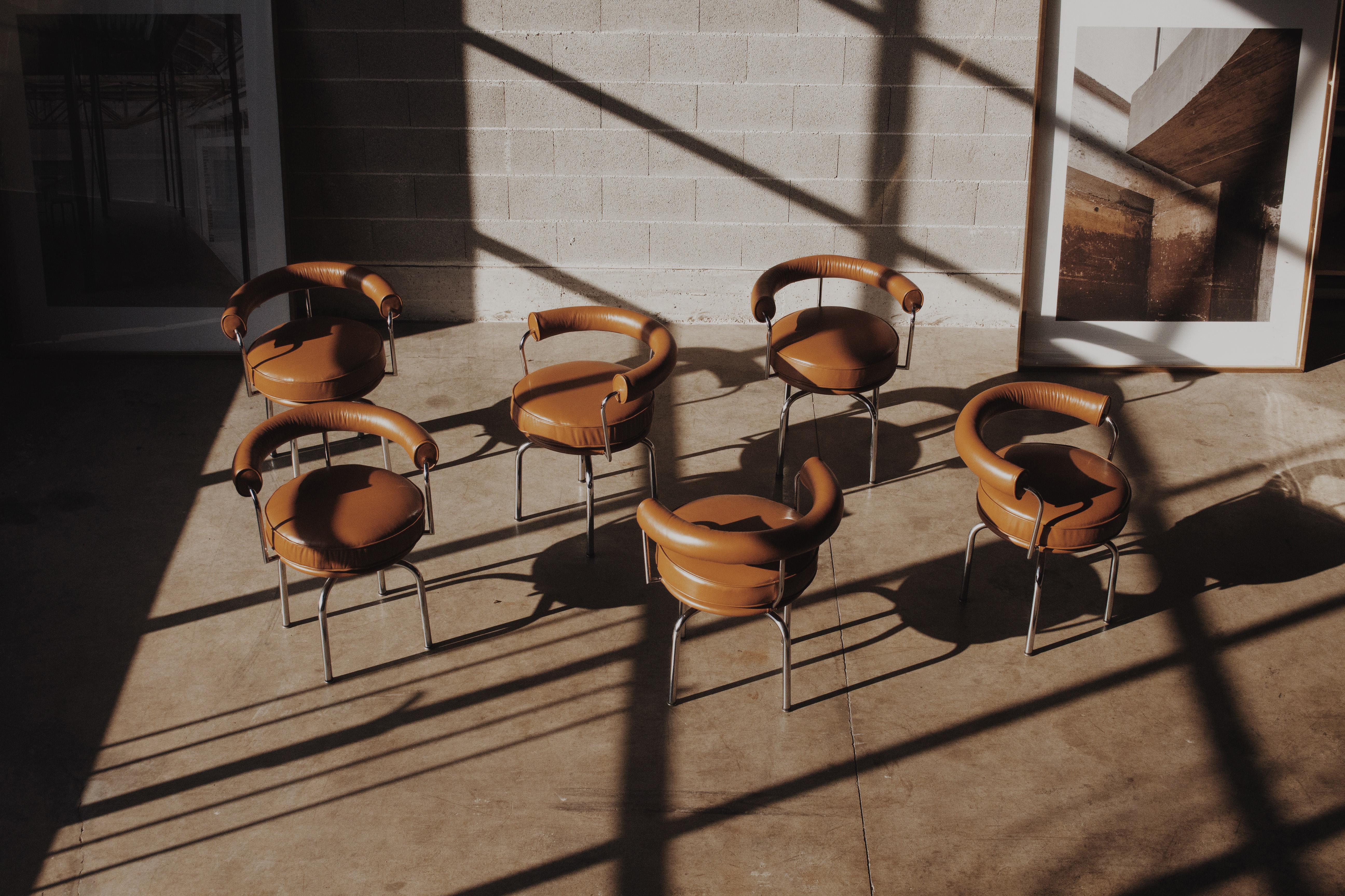 Chaises de salle à manger LC7 de Charlotte Perriand pour Cassina, 1927, lot de 6 en vente 2