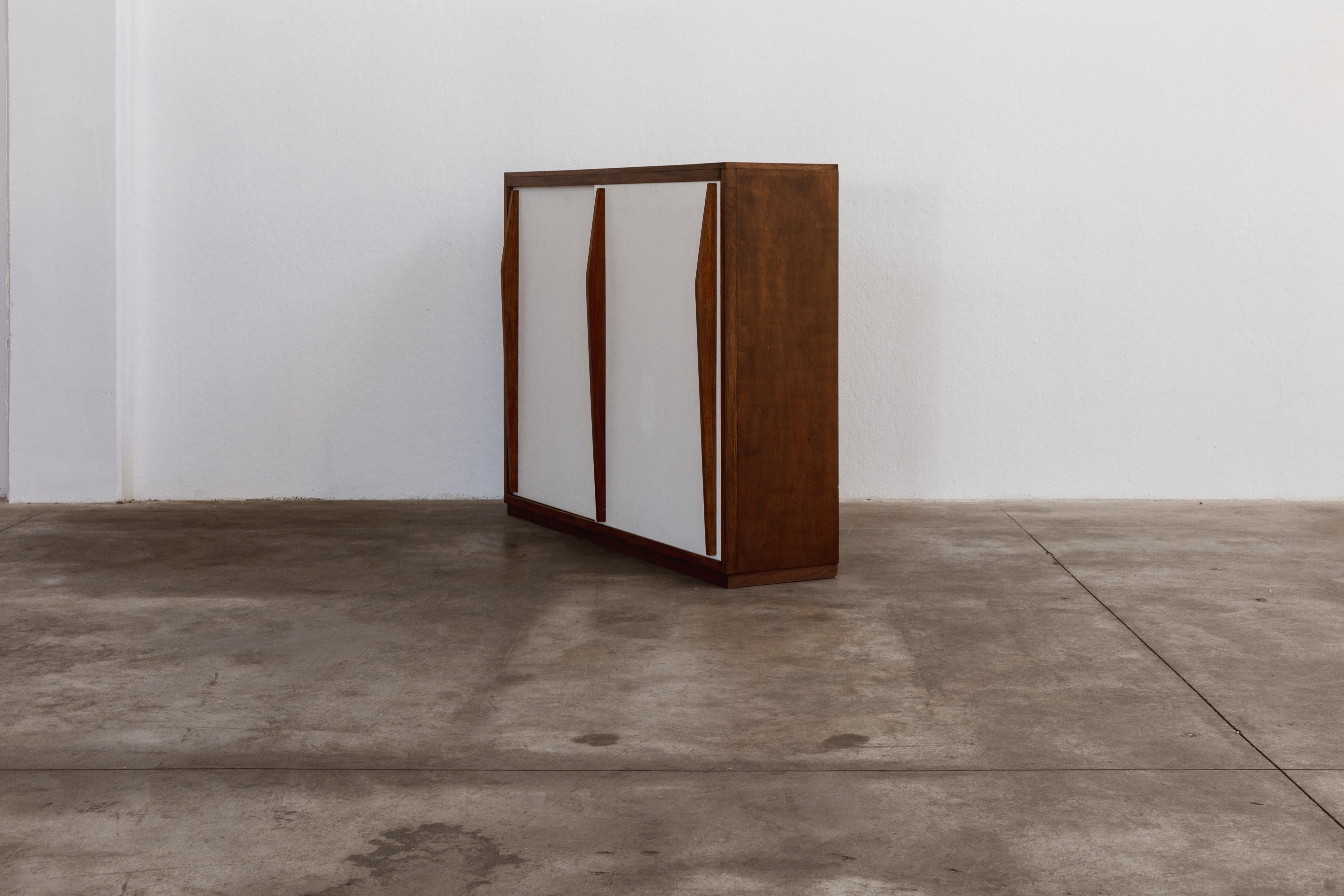 Acajou Charlotte Perriand 