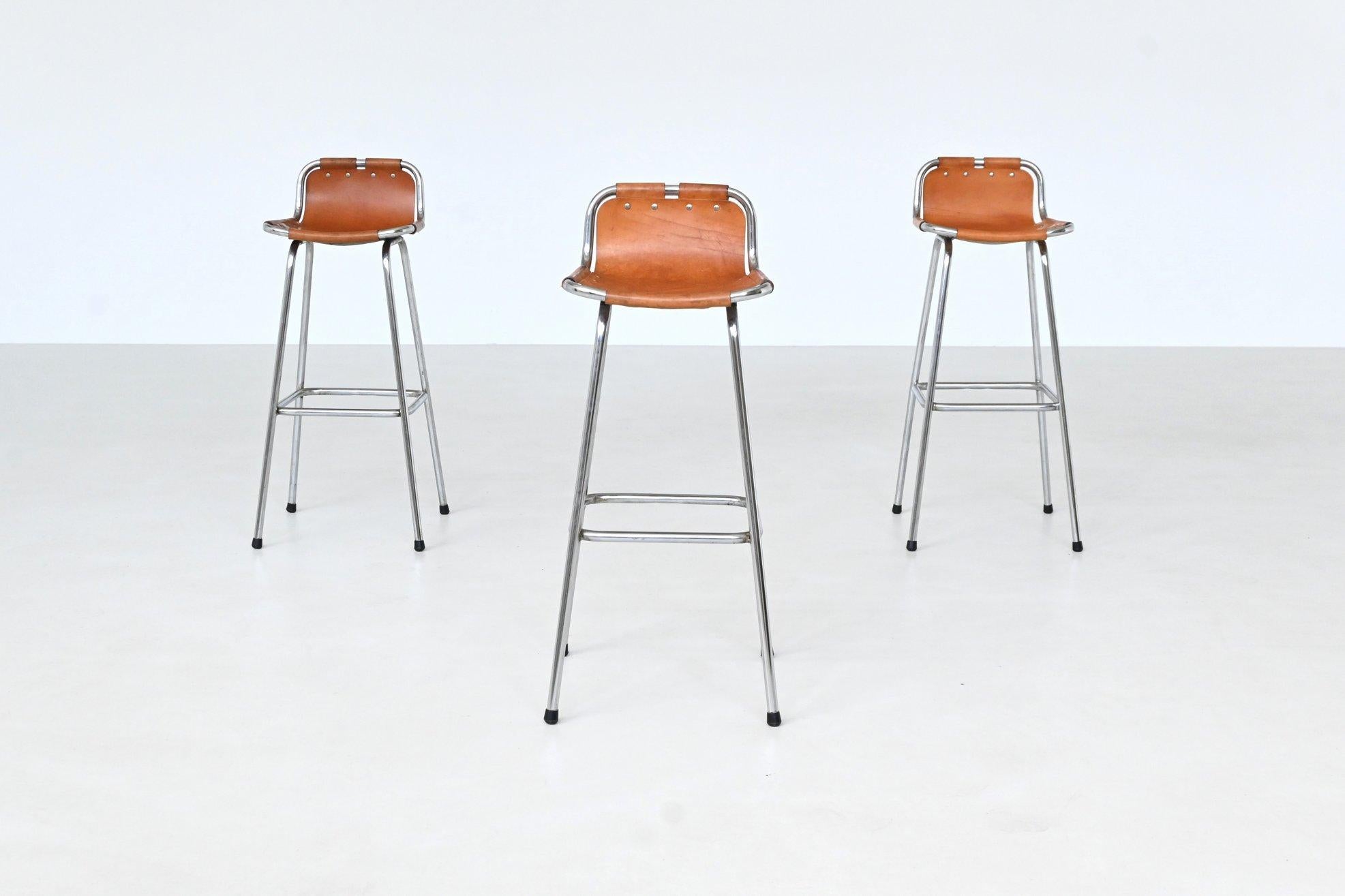 Charlotte Perriand Taburetes de bar de cuero Estación de esquí de Les Arcs Francia 1960 Moderno de mediados de siglo en venta