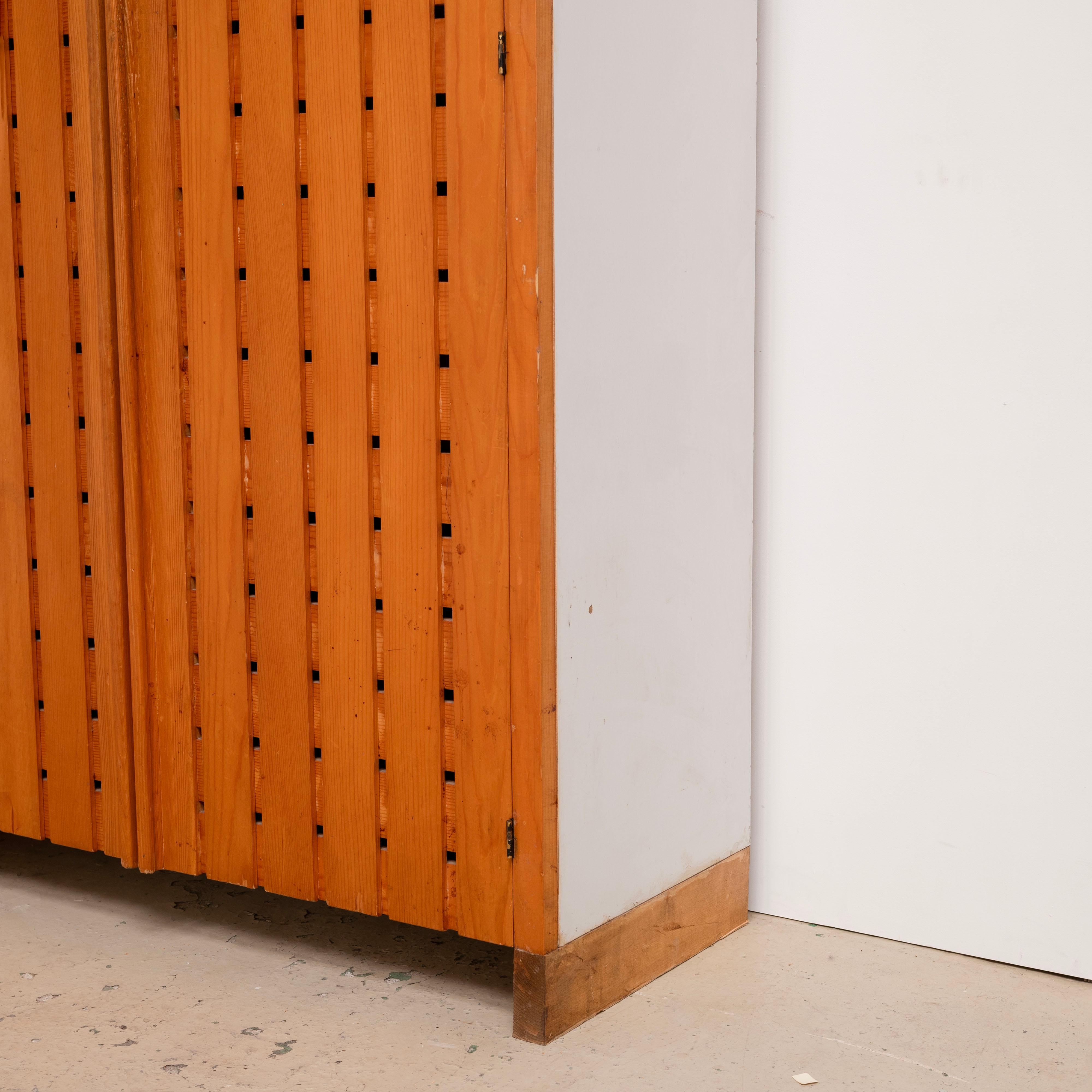 Charlotte Perriand - Les Arcs 1600 cabinet in vendita 1