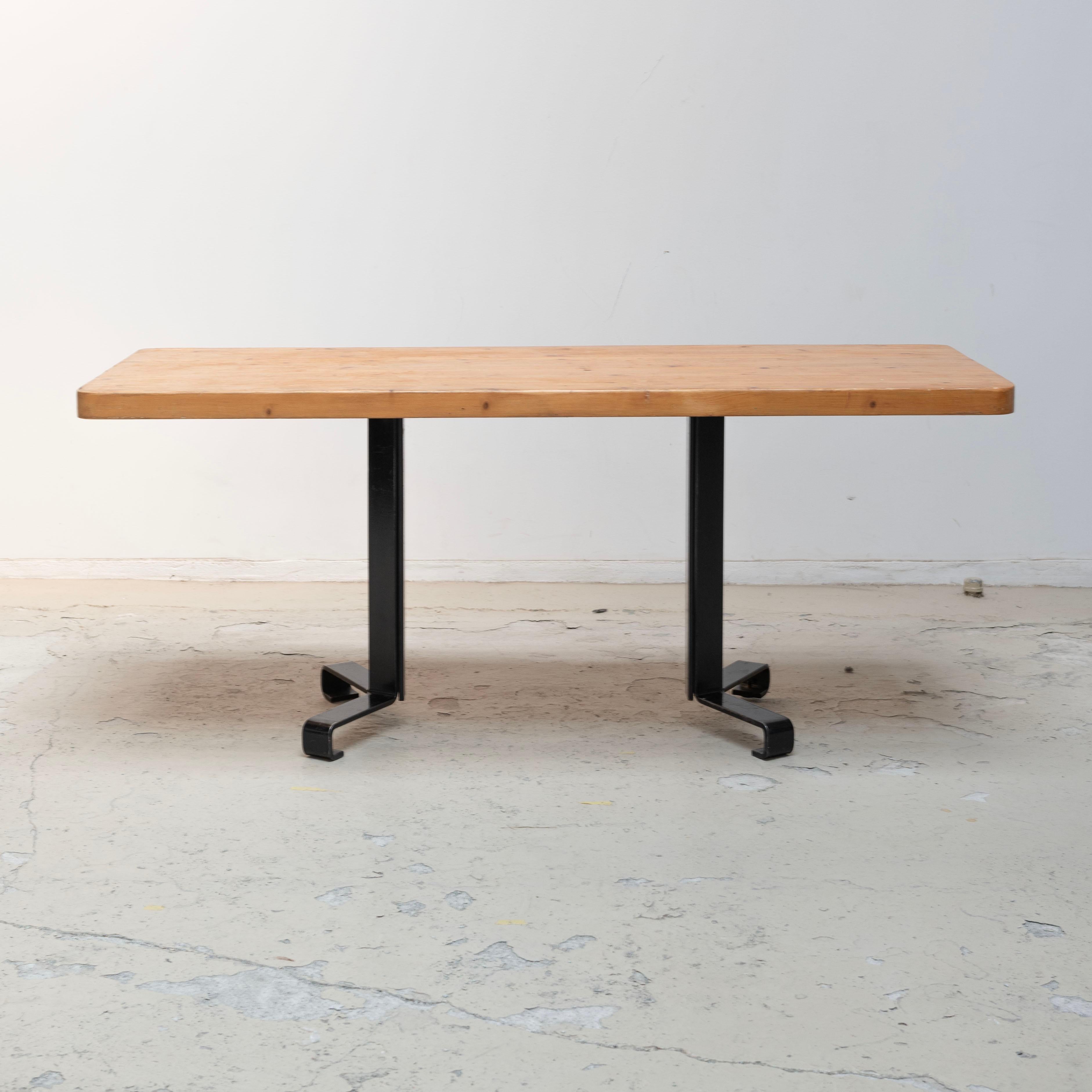 Late 20th Century Charlotte Perriand – Les arcs 1800 Dining Table, 1970s For Sale