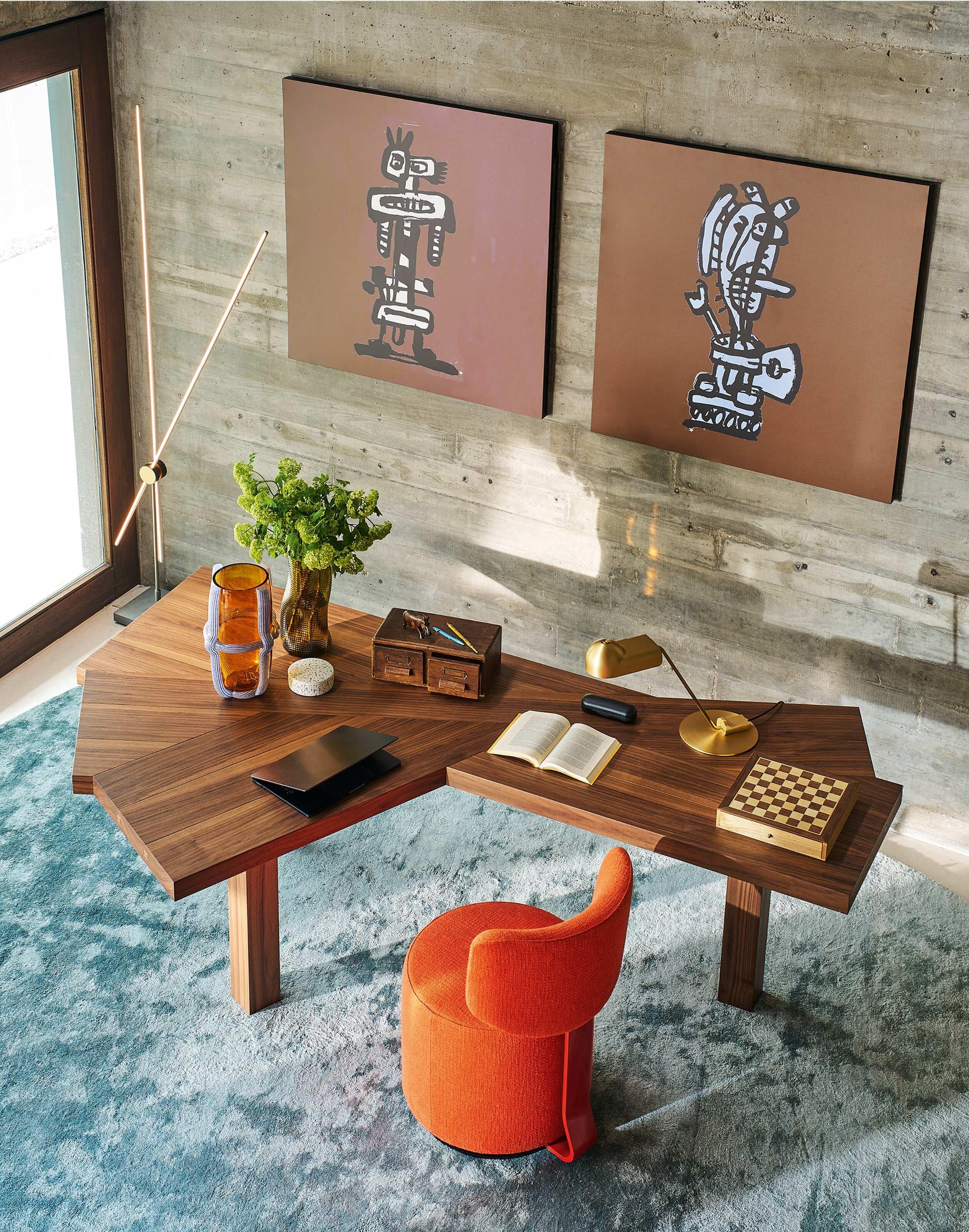 Charlotte Perriand: Ventaglio-Holztisch von Cassina, limitierte Auflage im Zustand „Neu“ im Angebot in Barcelona, Barcelona