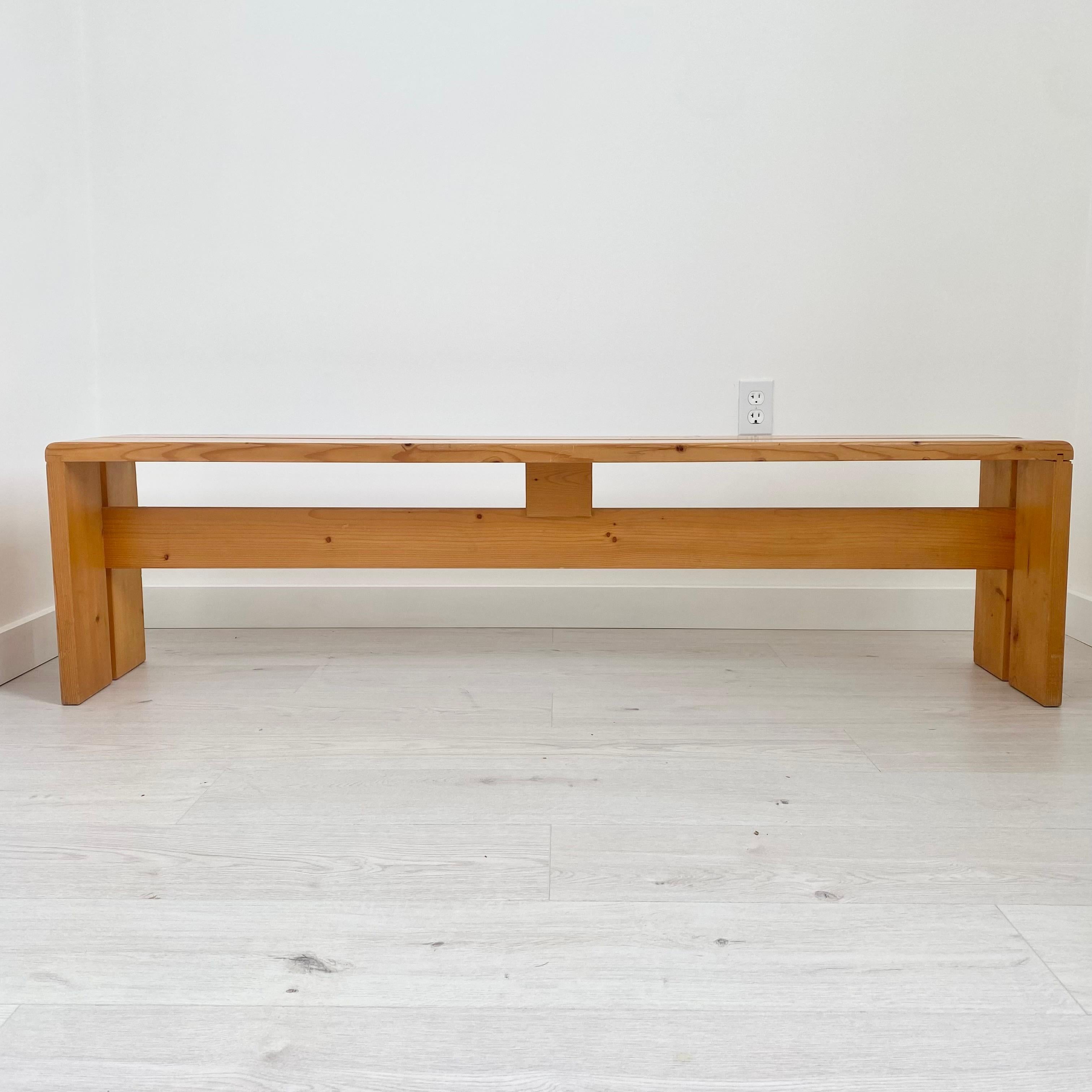 Charlotte Perriand Long Pine Bench for Les Arcs, 1970s France For Sale 1