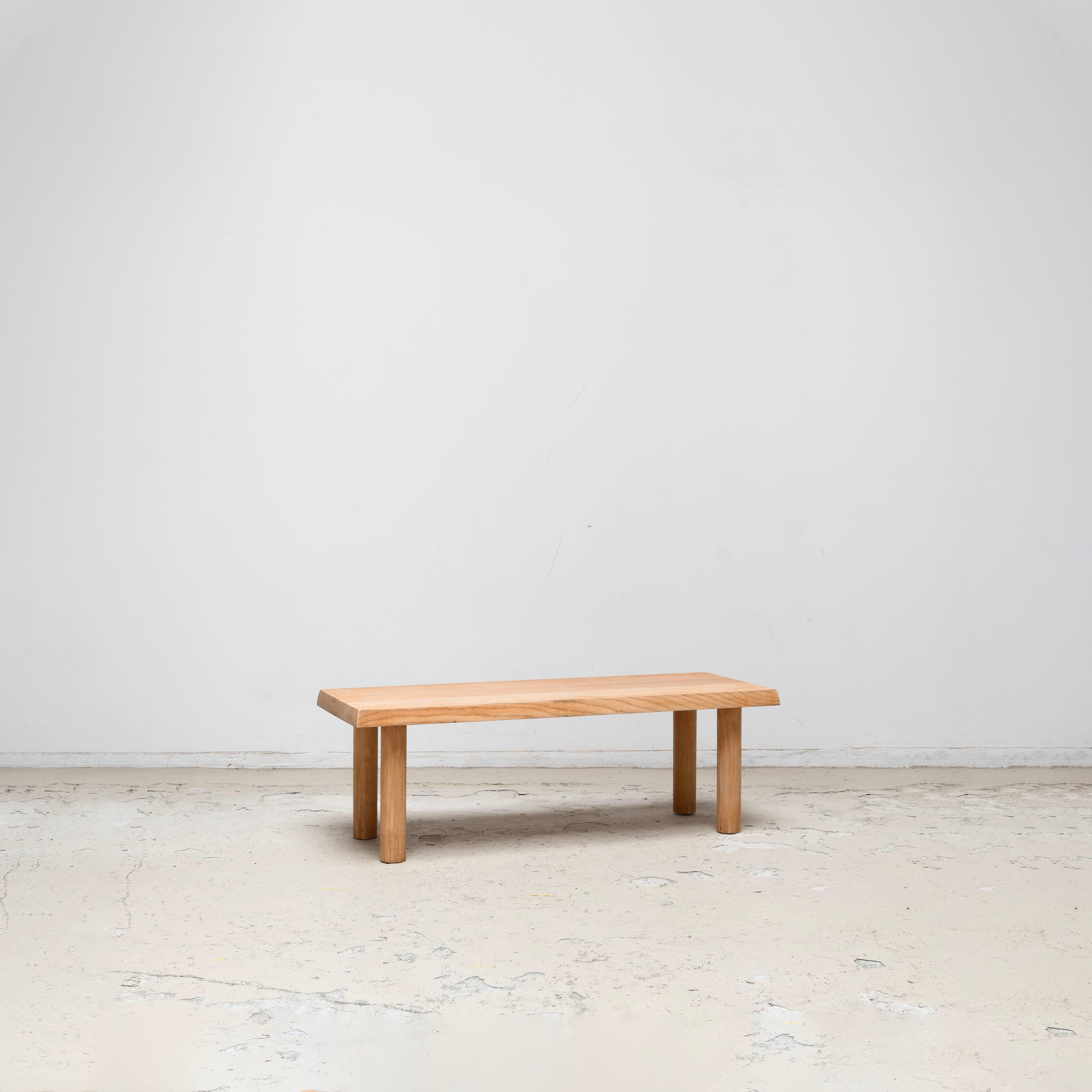 Charlotte Perriand - Niedriger Tisch aus Meribel , 1950er Jahre im Zustand „Gut“ im Angebot in Tokyo, Tokyo
