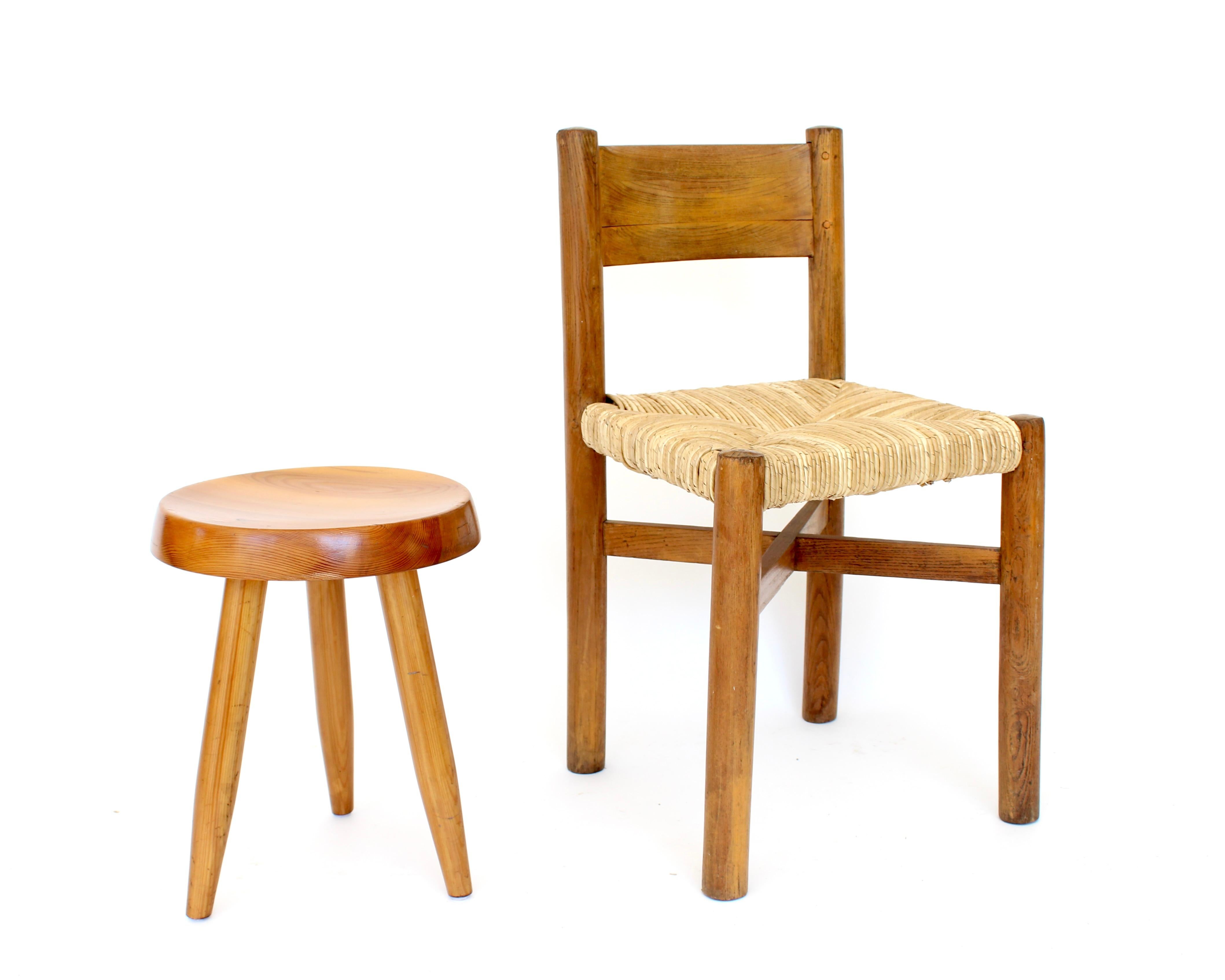 Charlotte Perriand Chaise de salle à manger Meribel en Oak et jonc Les Arcs en vente 9