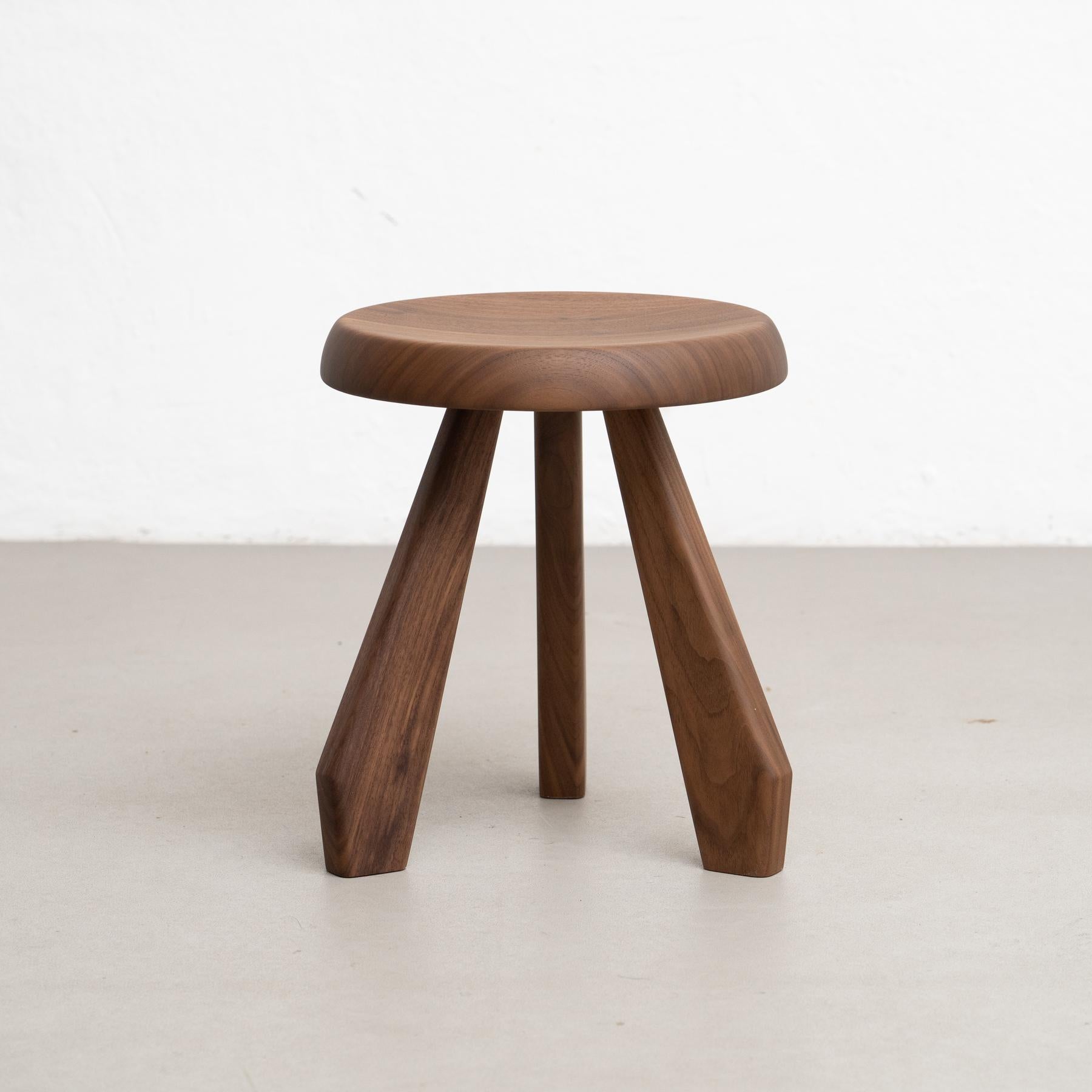 Charlotte Perriand Meribel Holzhocker für Cassina im Zustand „Neu“ im Angebot in Barcelona, Barcelona