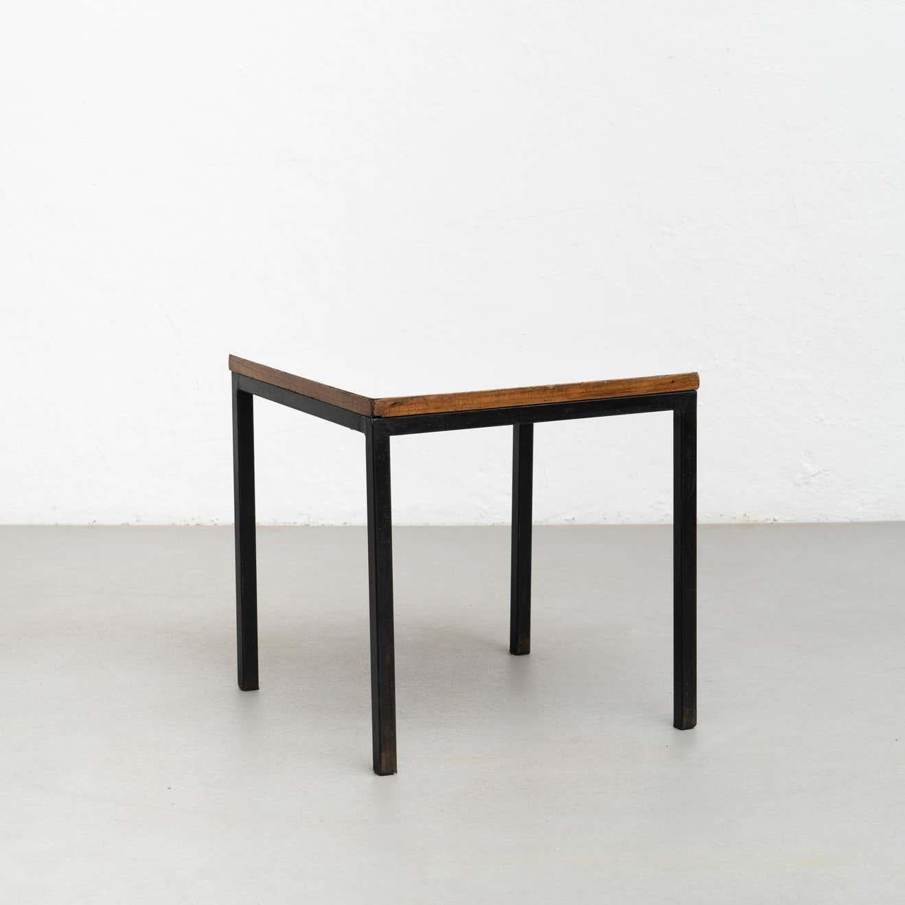 Charlotte Perriand Tisch aus Metall, Holz und Formica für Cansado, um 1950 (Mauretanisch) im Angebot