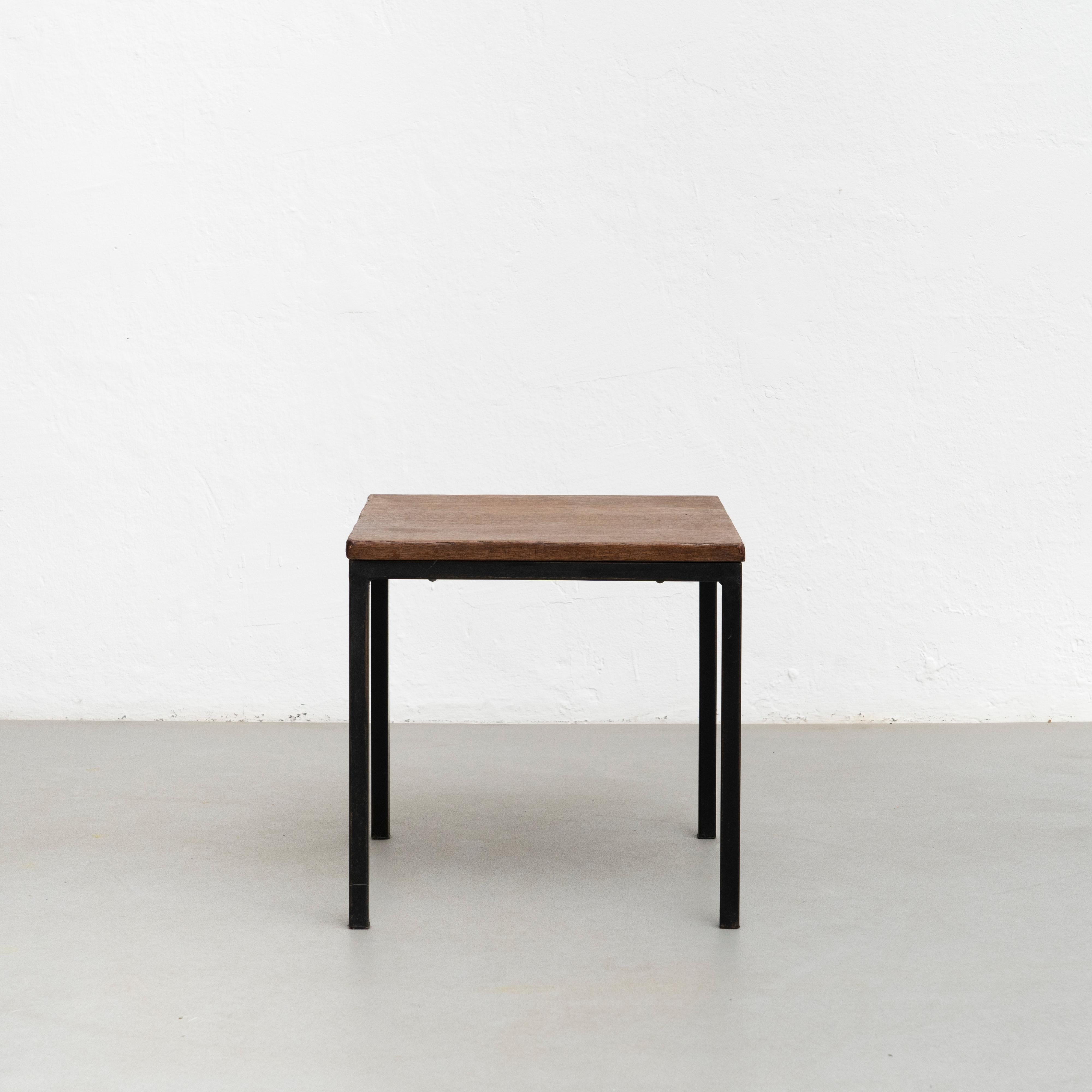 Charlotte Perriand Metal, Wood LowTable for Cansado, circa 1950 In Good Condition In Barcelona, Barcelona