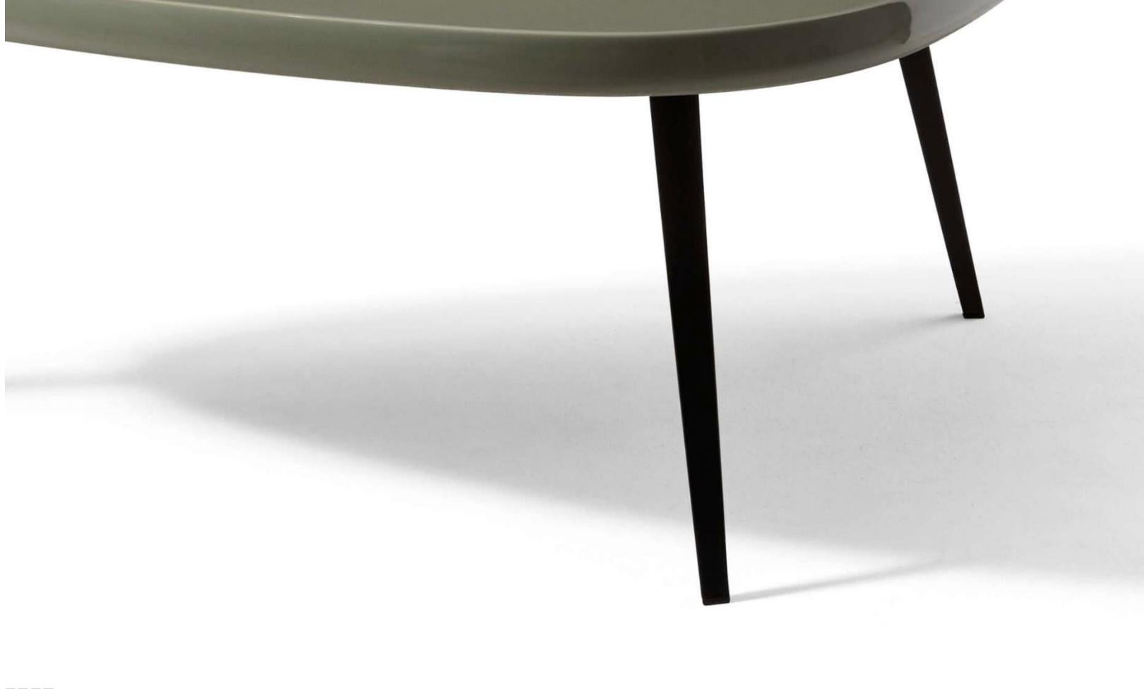 Ceramica Tavolo basso per esterni Charlotte Perriand Mexique per Cassina in vendita
