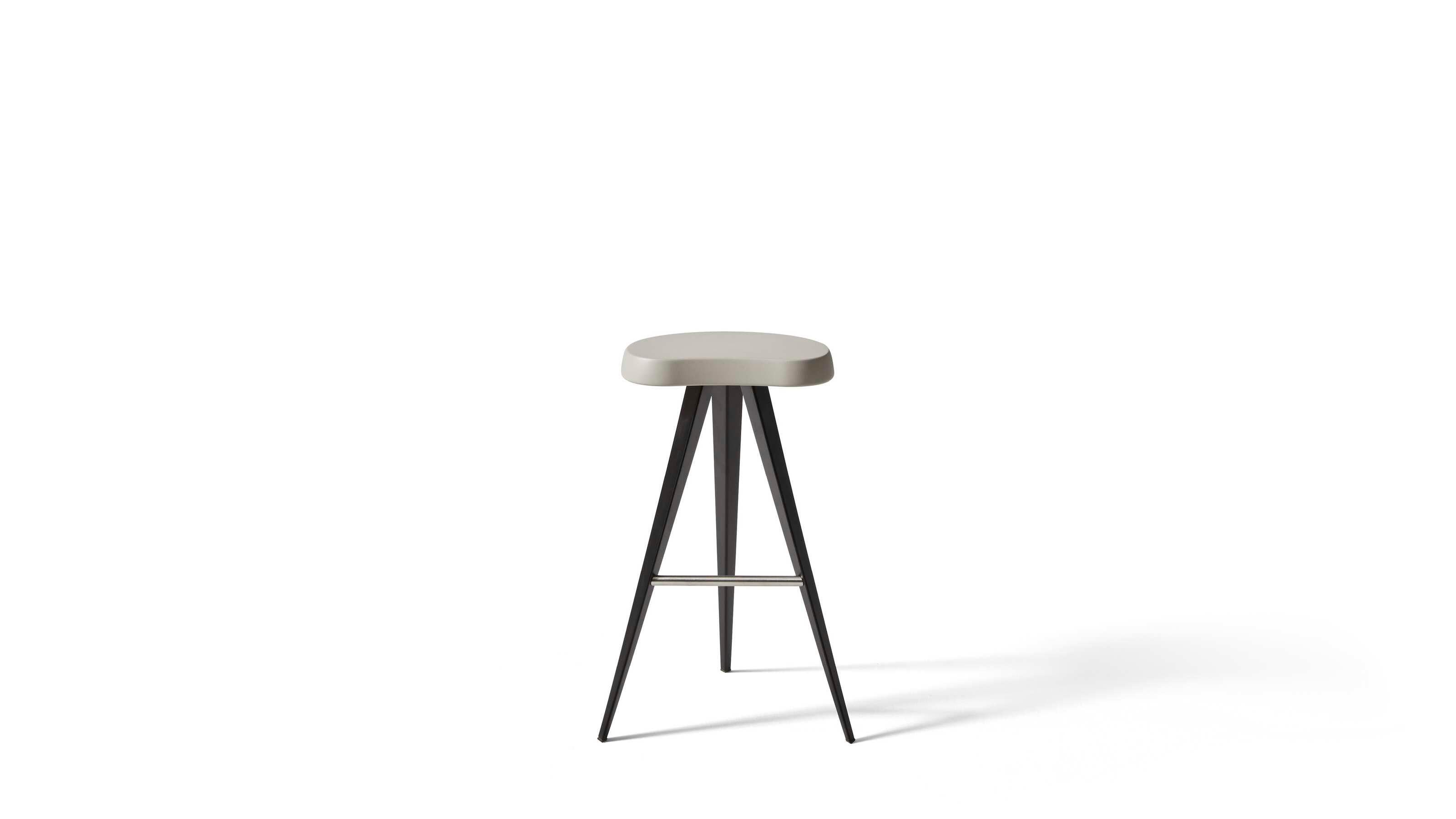 Charlotte Perriand Mexique Stool Outdoor For Cassina

Cassina interprets the Mexique designer tables and stools by Charlotte Perriand in new versions, for outdoor living enjoyment at its best. With materials and finishes suited to outdoor use that