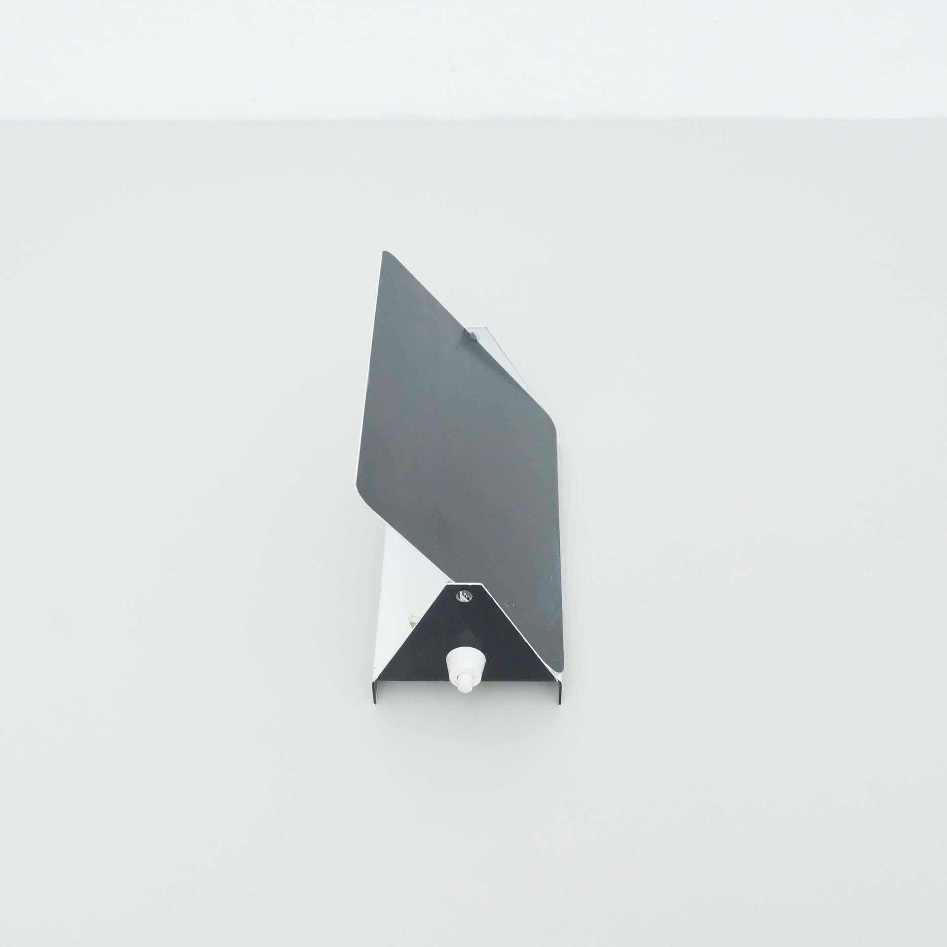 Charlotte Perriand, Mid-Century Modern Black Metal CP-1 Wall Light, 1960 In Good Condition In Barcelona, Barcelona