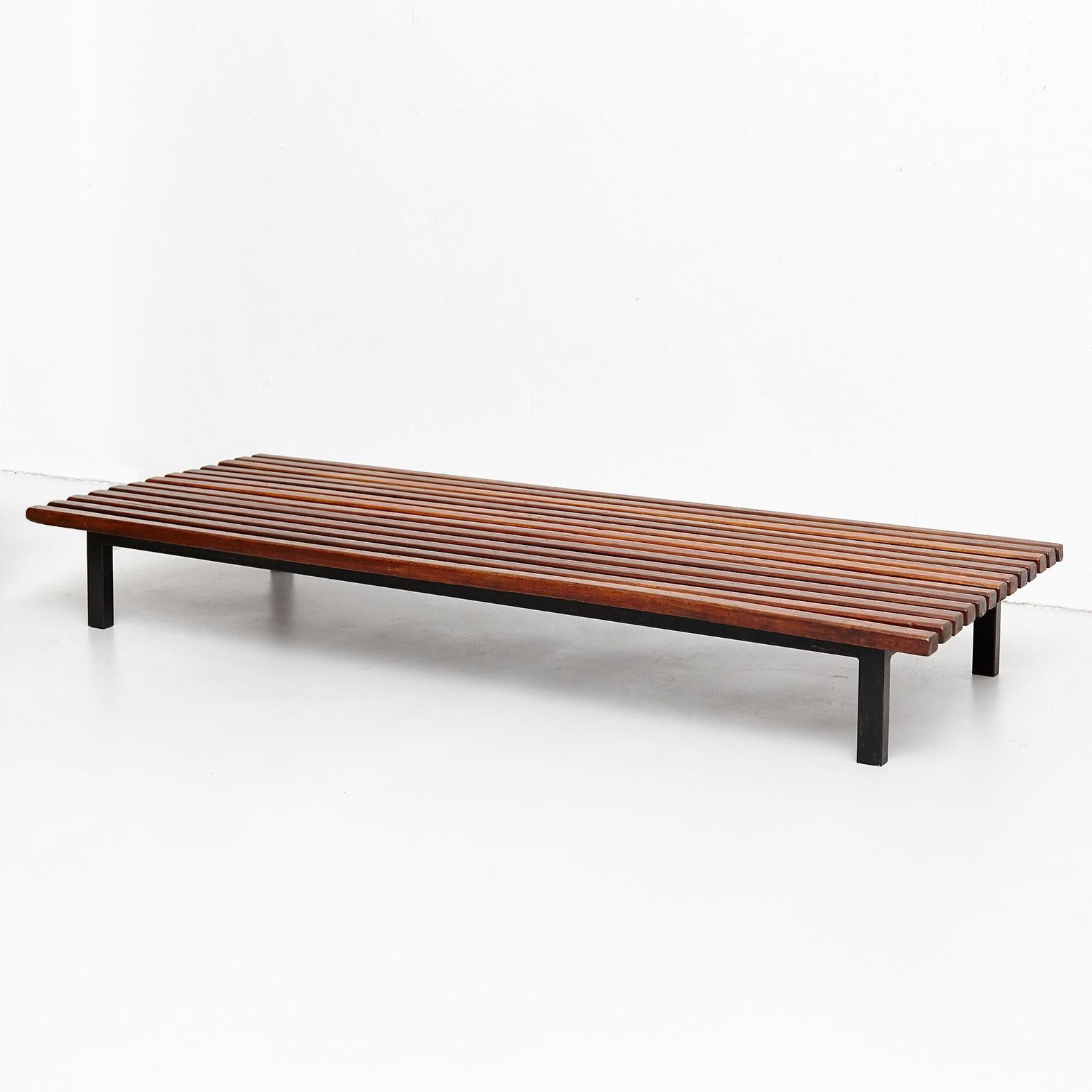 Charlotte Perriand Mid-Century Modern Cansado Bench Wood Metal, circa 1950 In Good Condition In Barcelona, Barcelona