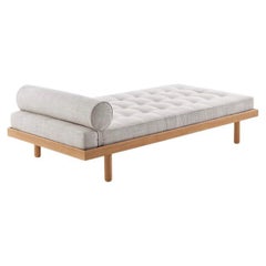Cama de día Charlotte Perriand MId-Century Modern LC35 Maison Du Brésil de Cassina