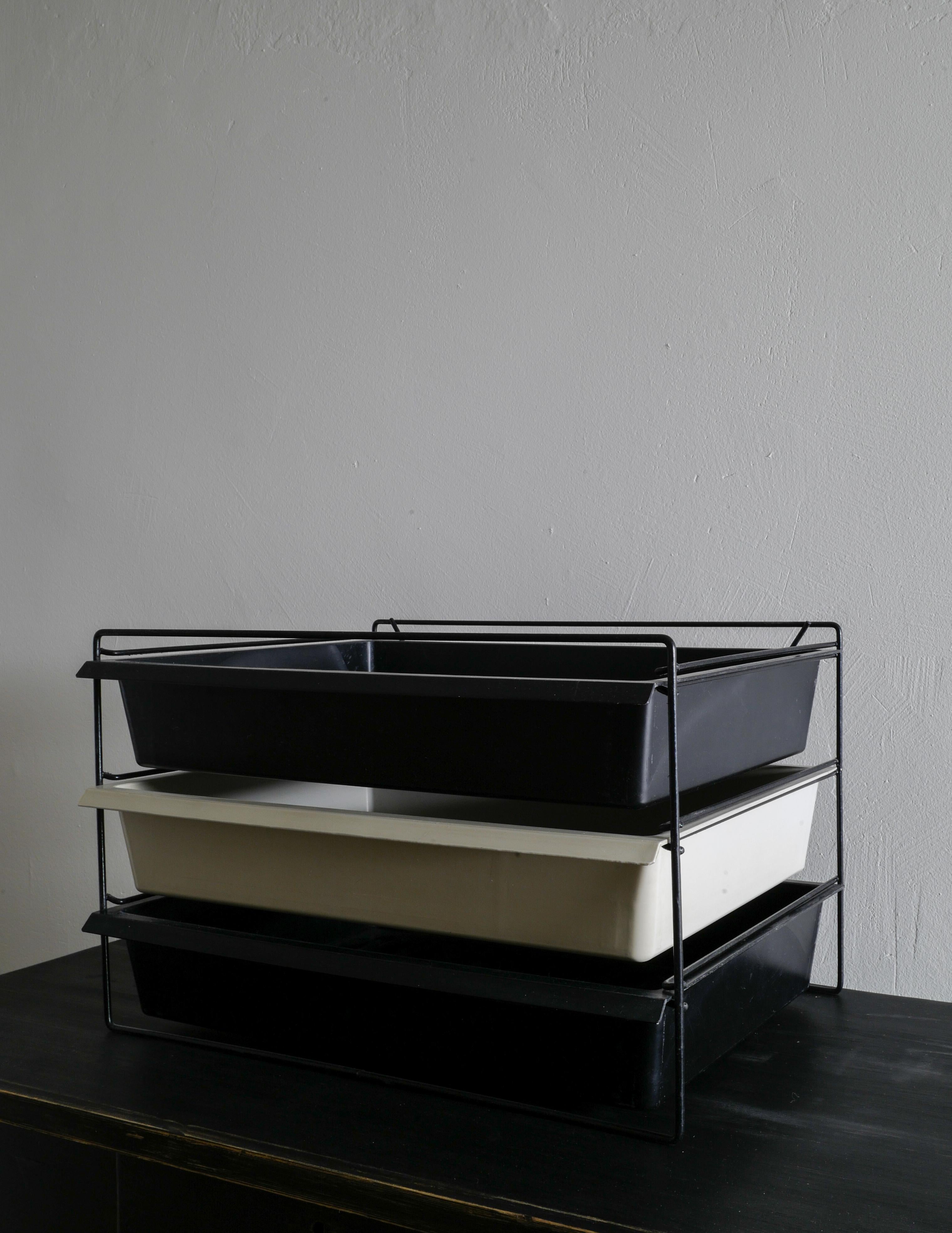 French Charlotte Perriand Mid-Century Modern Metal and Plastic File Rack, 1960s