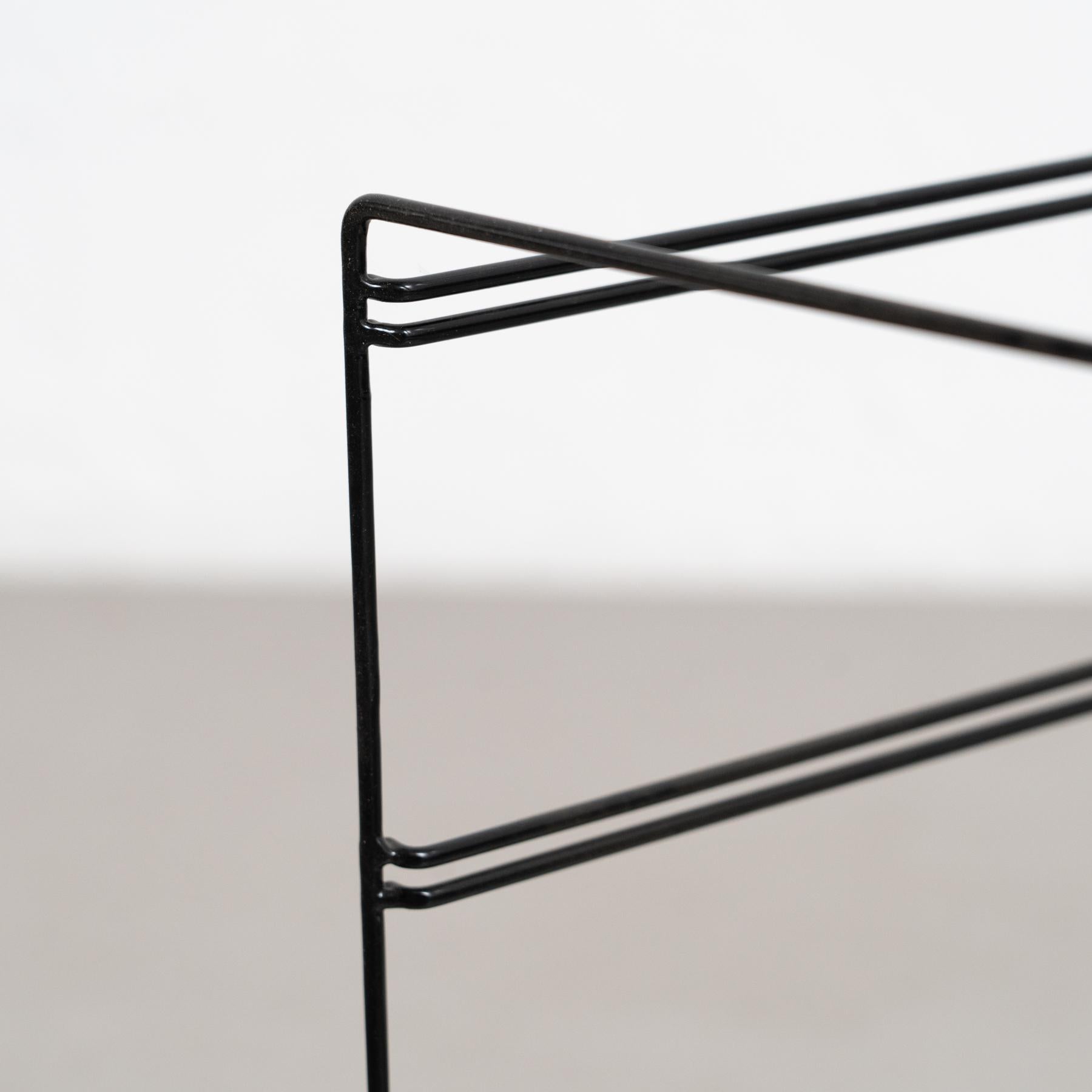 Charlotte Perriand, scaffale per cartelle in metallo e plastica della modernità di metà secolo, 1950 circa in vendita 4