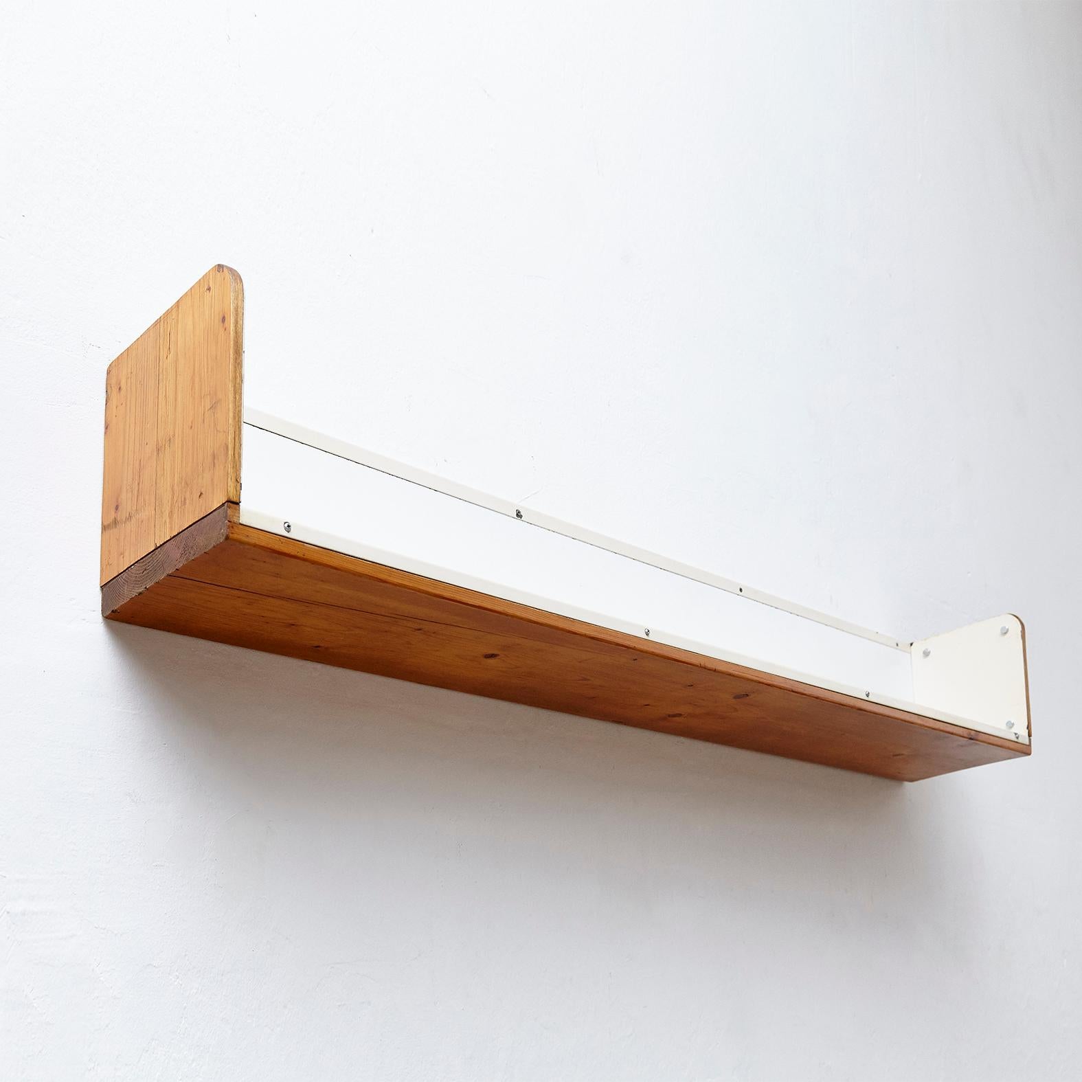 Lacquered Charlotte Perriand, Mid-Century Modern, Shelve for Les Arcs, circa 1960