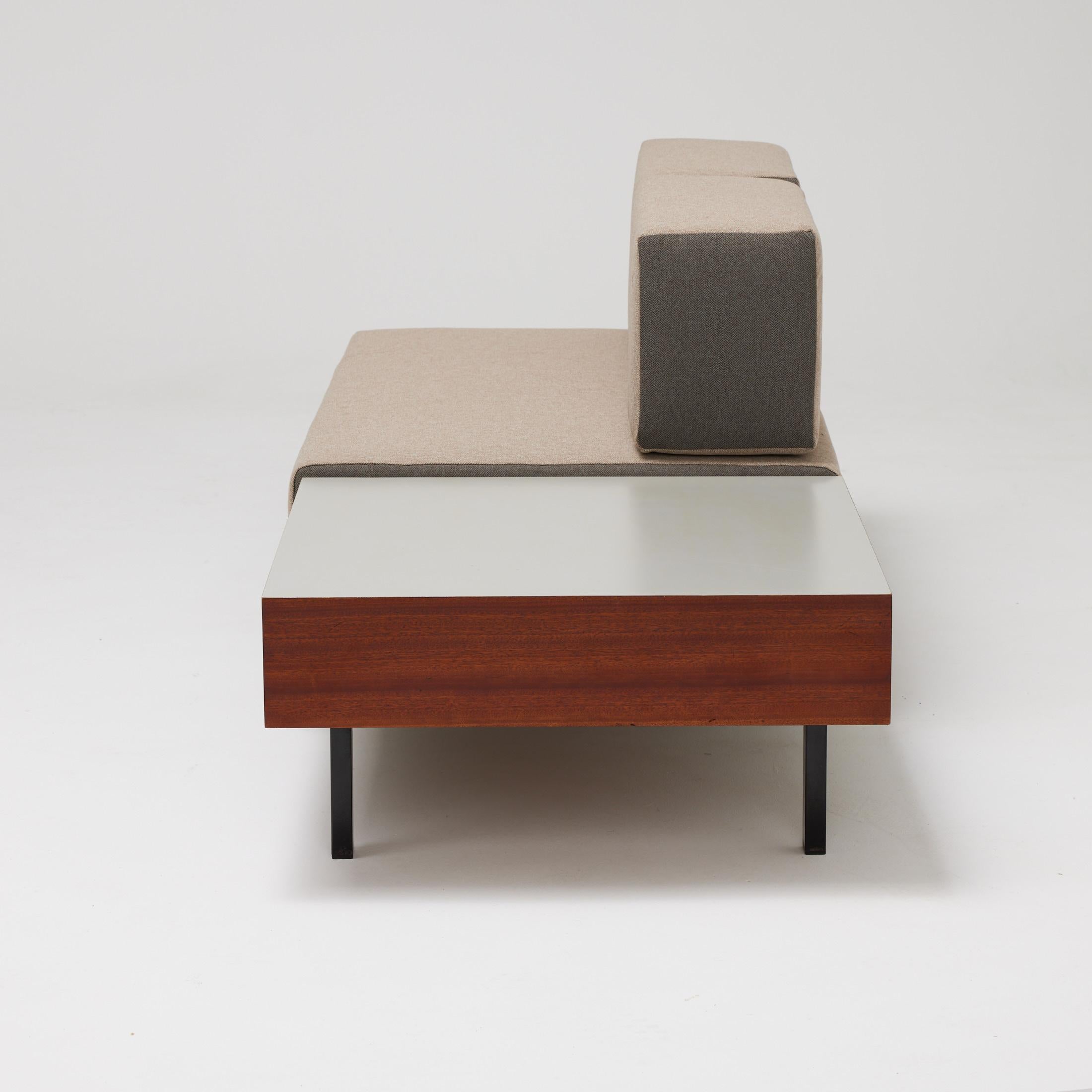 Charlotte Perriand Mid-Century Modern Wood Bench for Cansado circa 1958 For Sale 7