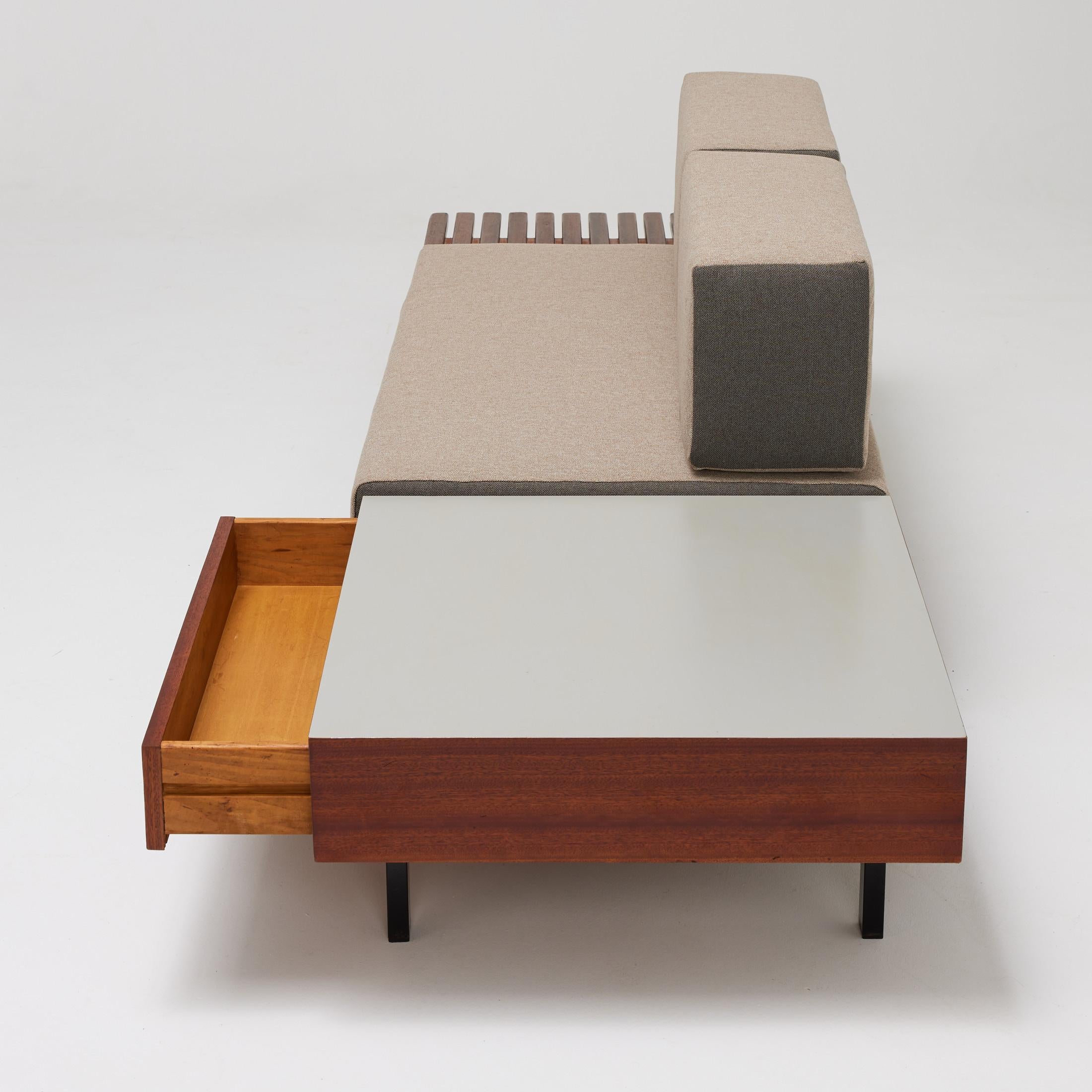 Charlotte Perriand Mid-Century Modern Wood Bench for Cansado circa 1958 For Sale 8
