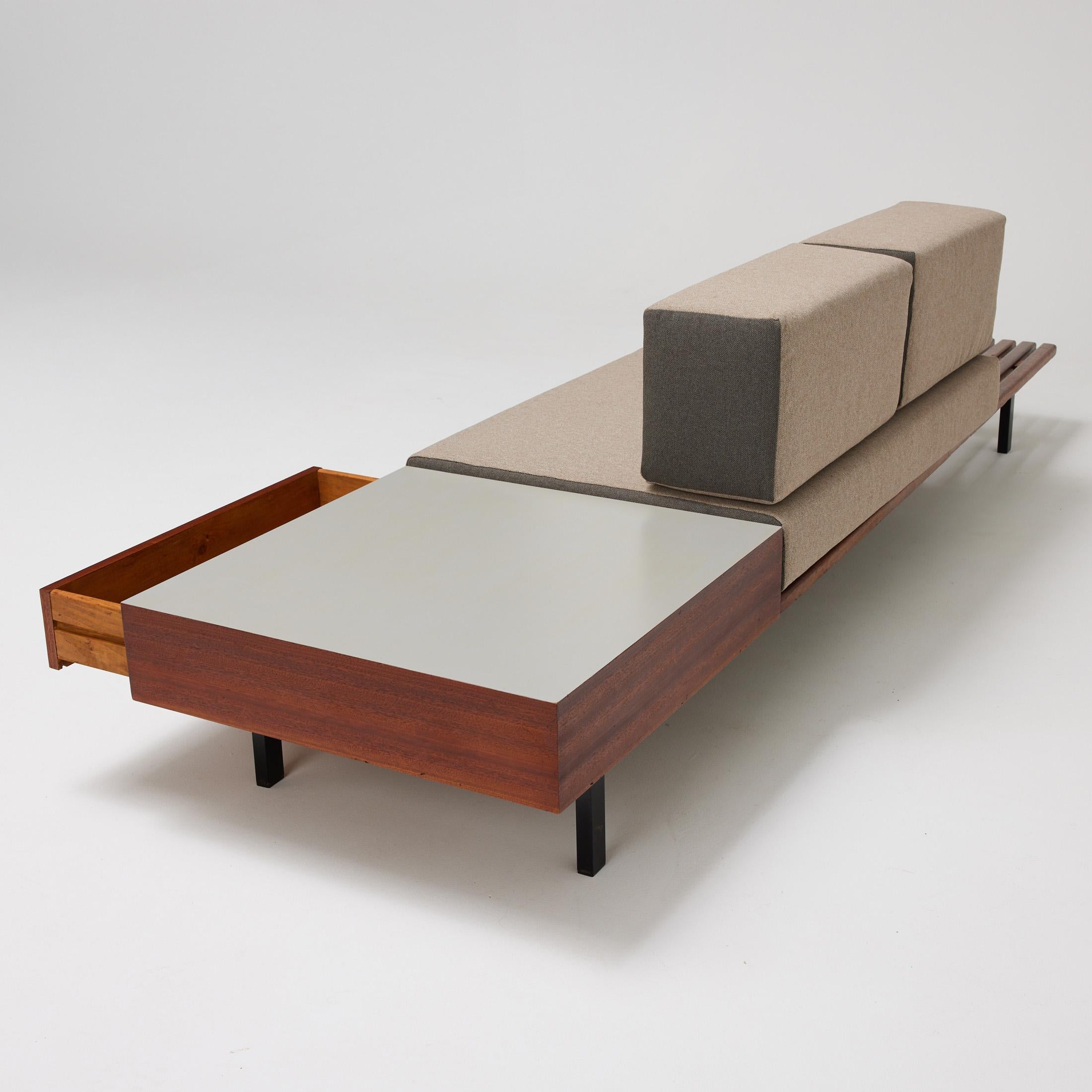 Charlotte Perriand Mid-Century Modern Wood Bench for Cansado circa 1958 For Sale 9