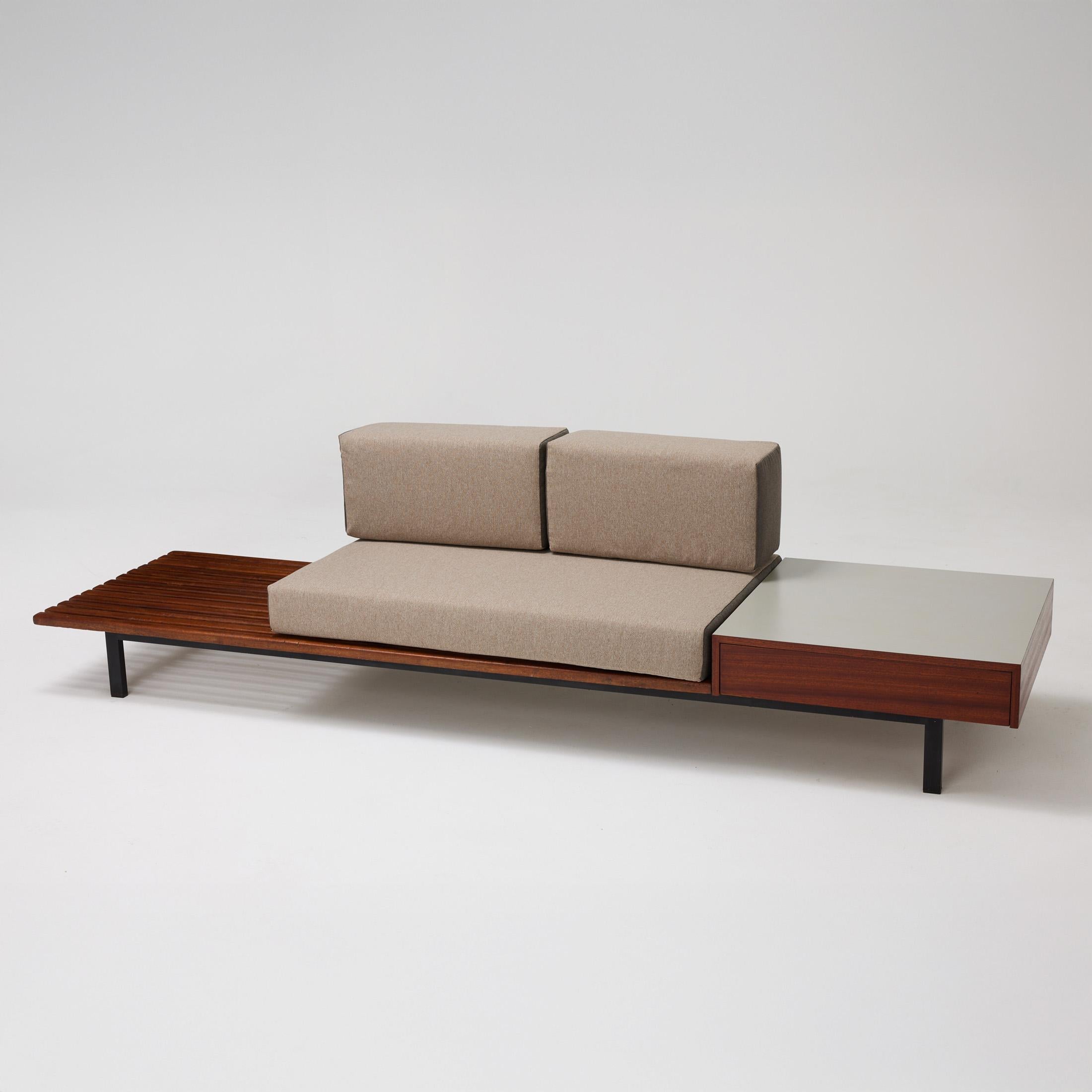 French Charlotte Perriand Mid-Century Modern Wood Bench for Cansado circa 1958 For Sale