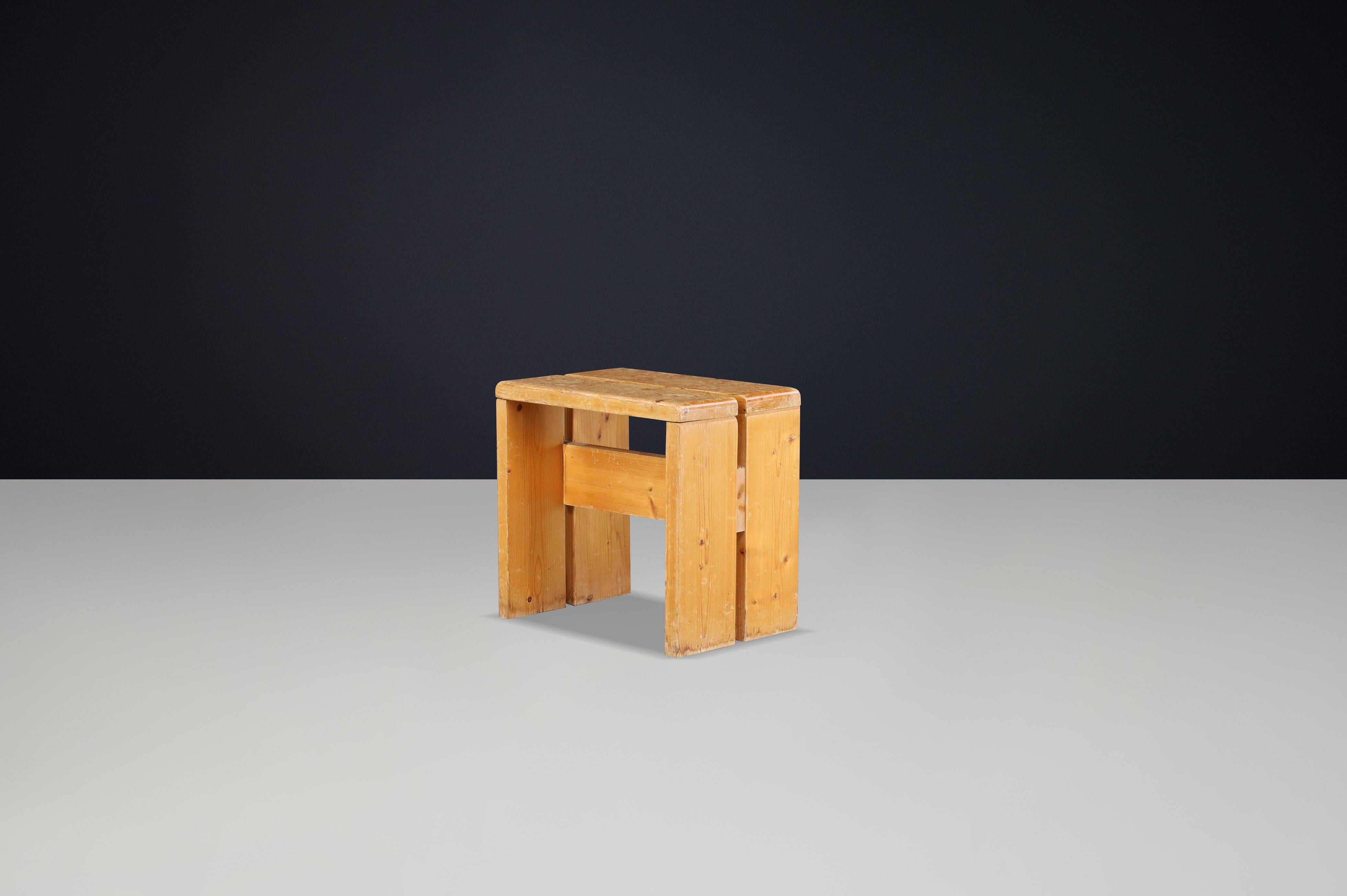 Mid-Century Modern Charlotte Perriand Mid-Century Pine Stool, Les Arcs Ski Resort, 1960s For Sale