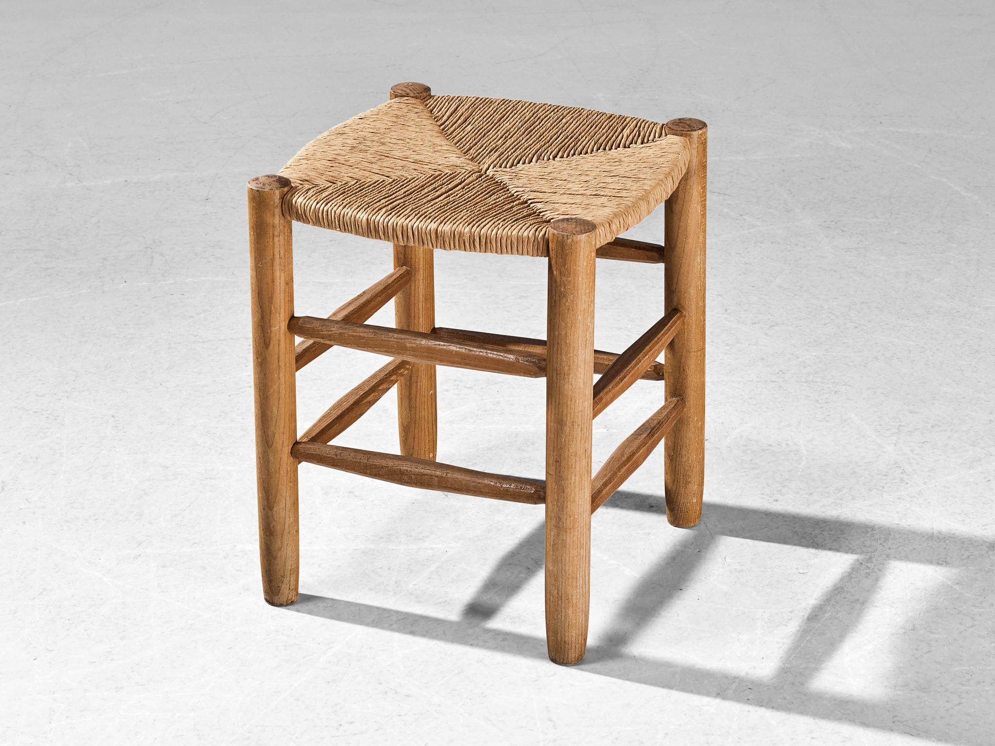 Charlotte Perriand 'Model 19' Stool in Oak and Rope In Good Condition For Sale In Waalwijk, NL