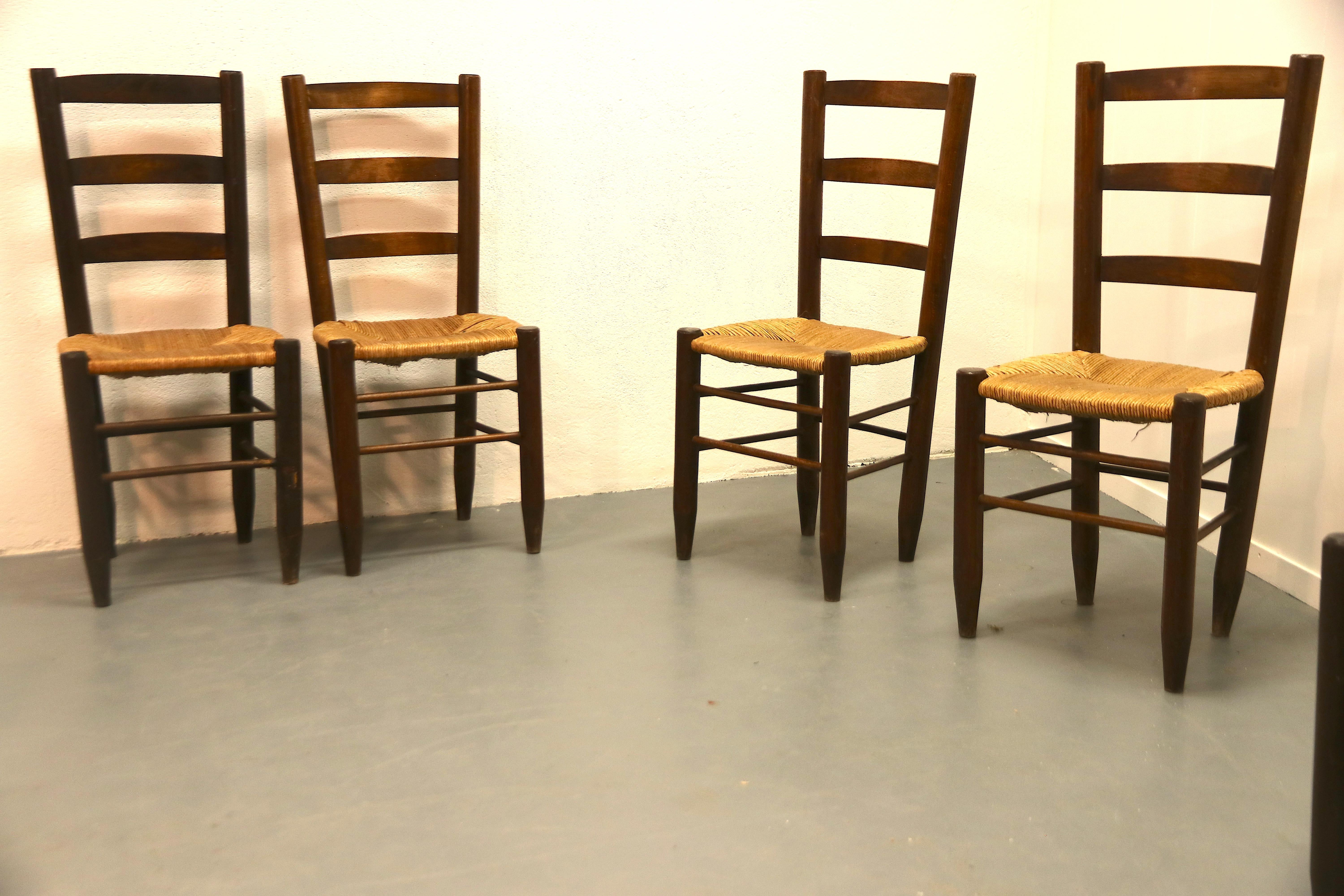 Charlotte Perriand Model No. 19 Set of 8 Solid Wood and Rush Dining Room Chairs For Sale 4