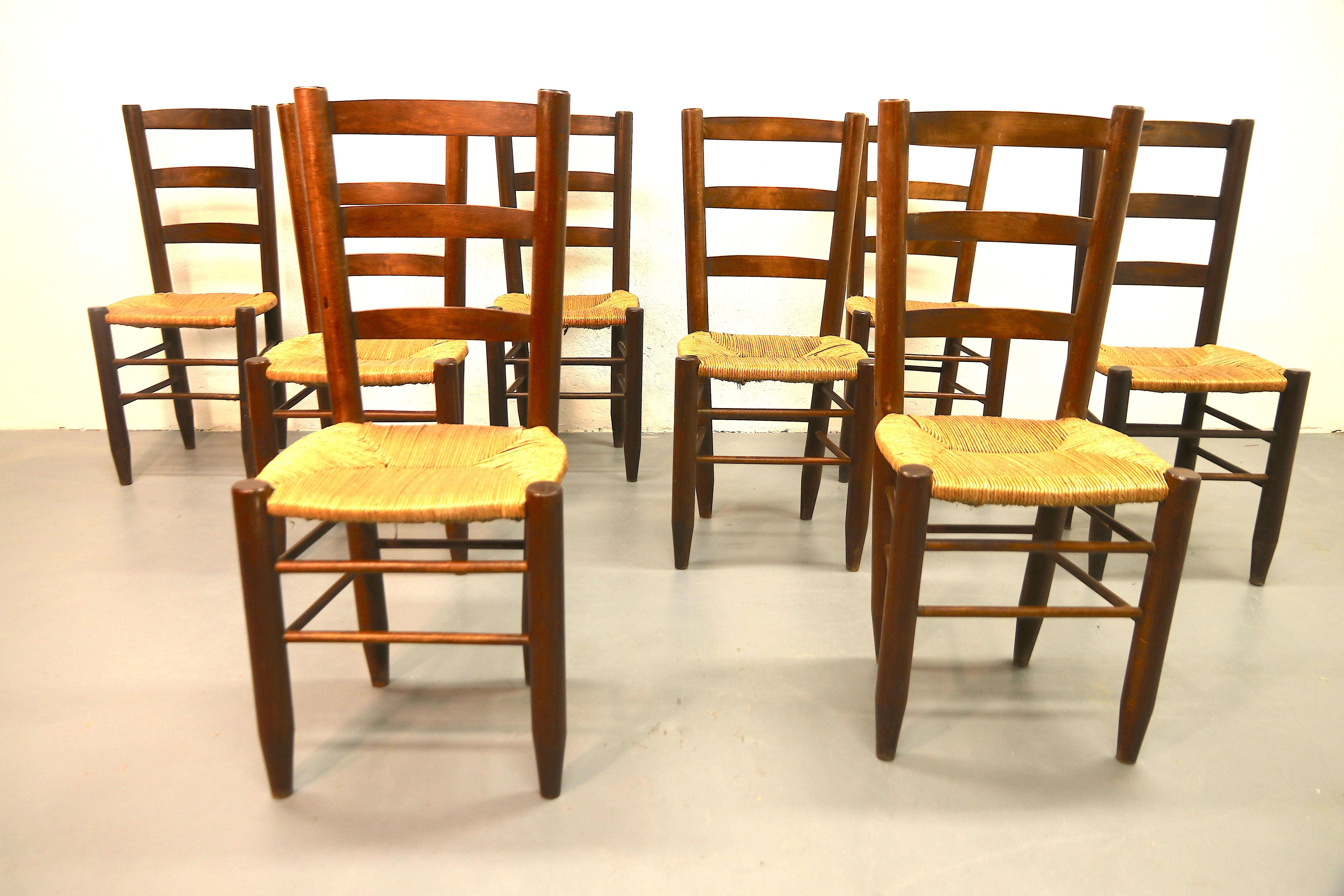 Charlotte Perriand Model No. 19 Set of 8 Solid Wood and Rush Dining Room Chairs For Sale 2