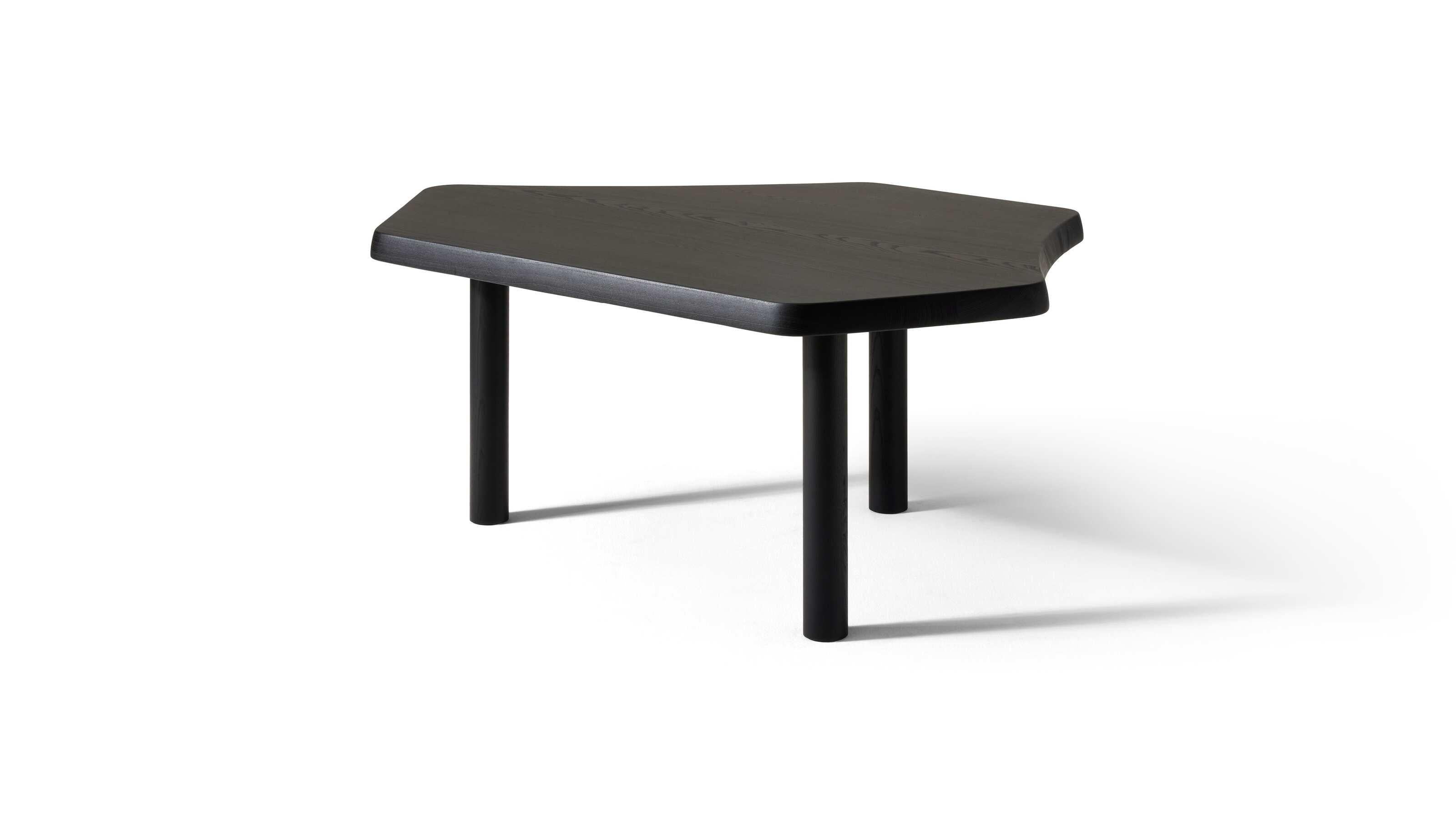 Italian Charlotte Perriand Montparnasse Black Lacquered Wood Free Form Table  For Sale