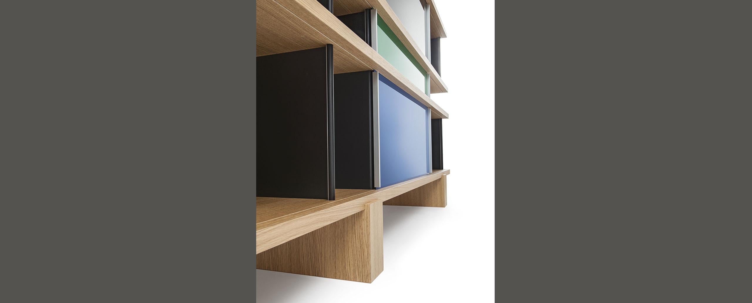 Mid-Century moderno Charlotte Perriand Nuage, Legno e alluminio by Cassina in vendita
