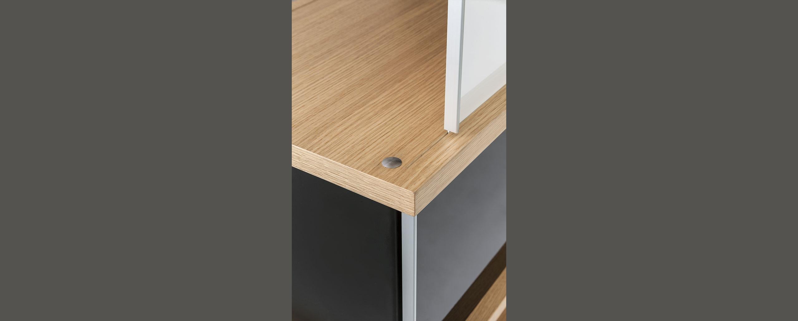 Charlotte Perriand Nuage, Legno e alluminio by Cassina In condizioni Nuovo in vendita a Barcelona, Barcelona