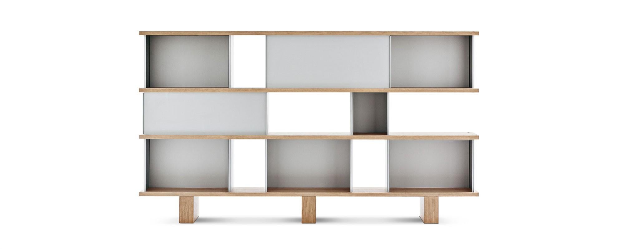 Perriand Nuage Regalschrank, Holz und Aluminium von Cassina (21. Jahrhundert und zeitgenössisch) im Angebot