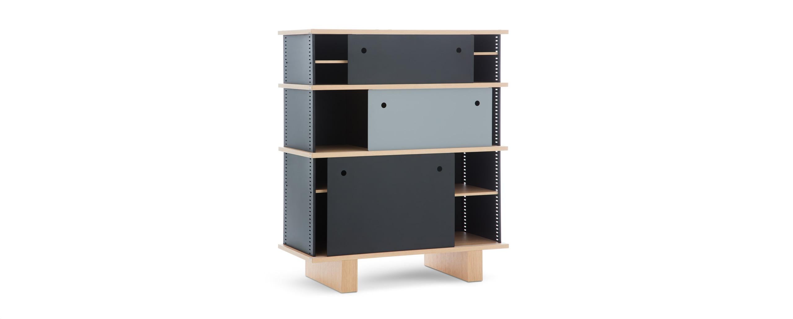 Shelving unit designed by Charlotte Perriand in 1952-56. Relaunched by Cassina in 2012.
Manufactured by Cassina in Italy.

Authenticity and avant-garde characterise Charlotte Perriand’s Nuage shelving unit from 1940. Drawing on her experience of